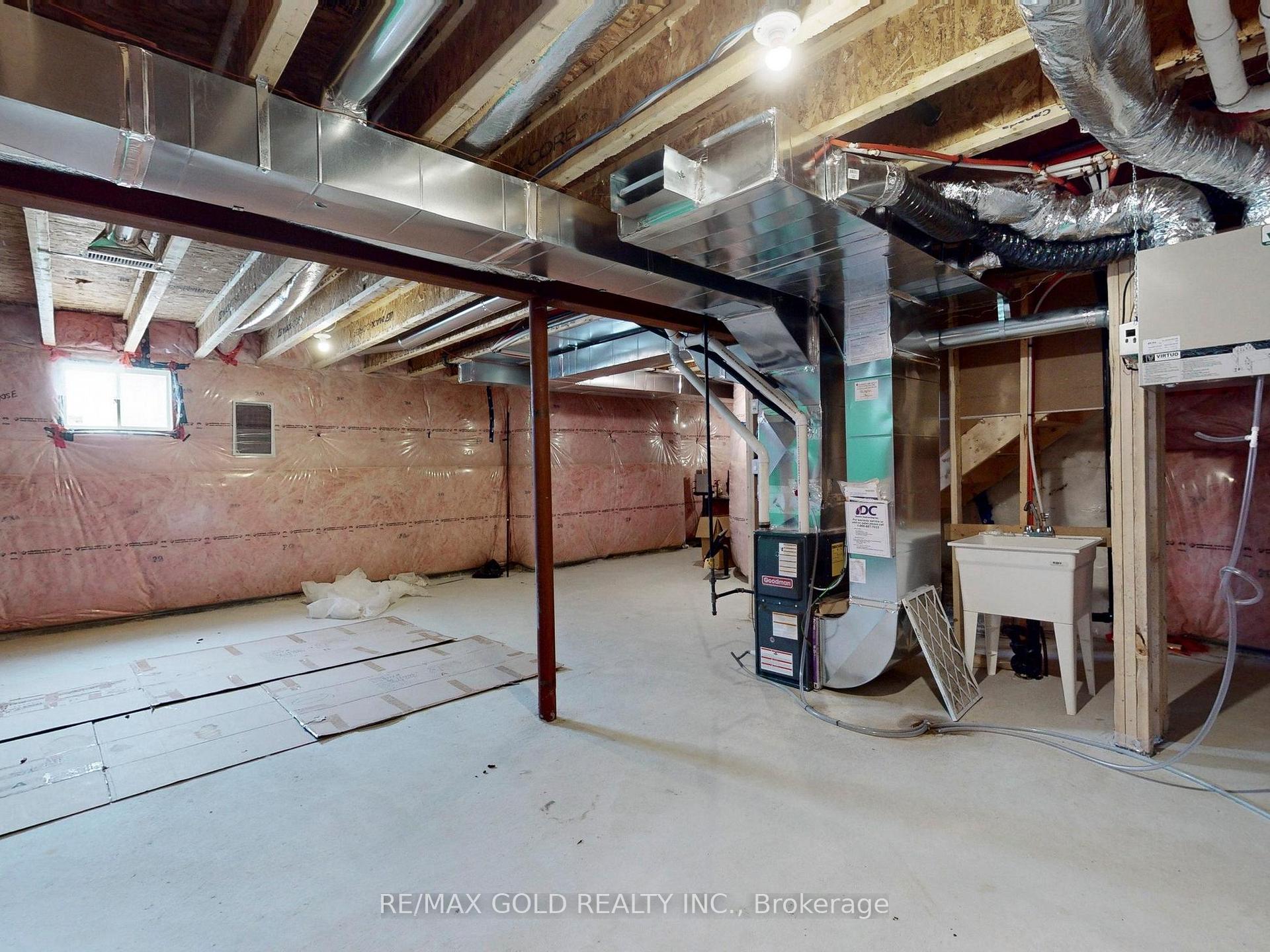 Photo 47 of 52 keppel Circle, Brampton, Northwest Brampton — HOMEH