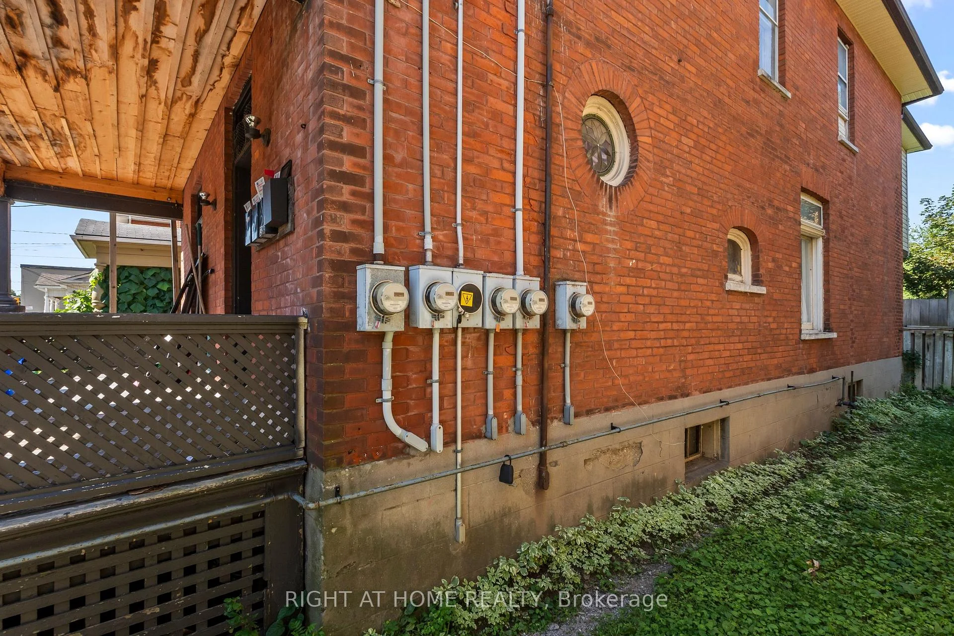 Photo 7 of 541 Aylmer Street N, Peterborough, Town Ward 3 — HOMEH