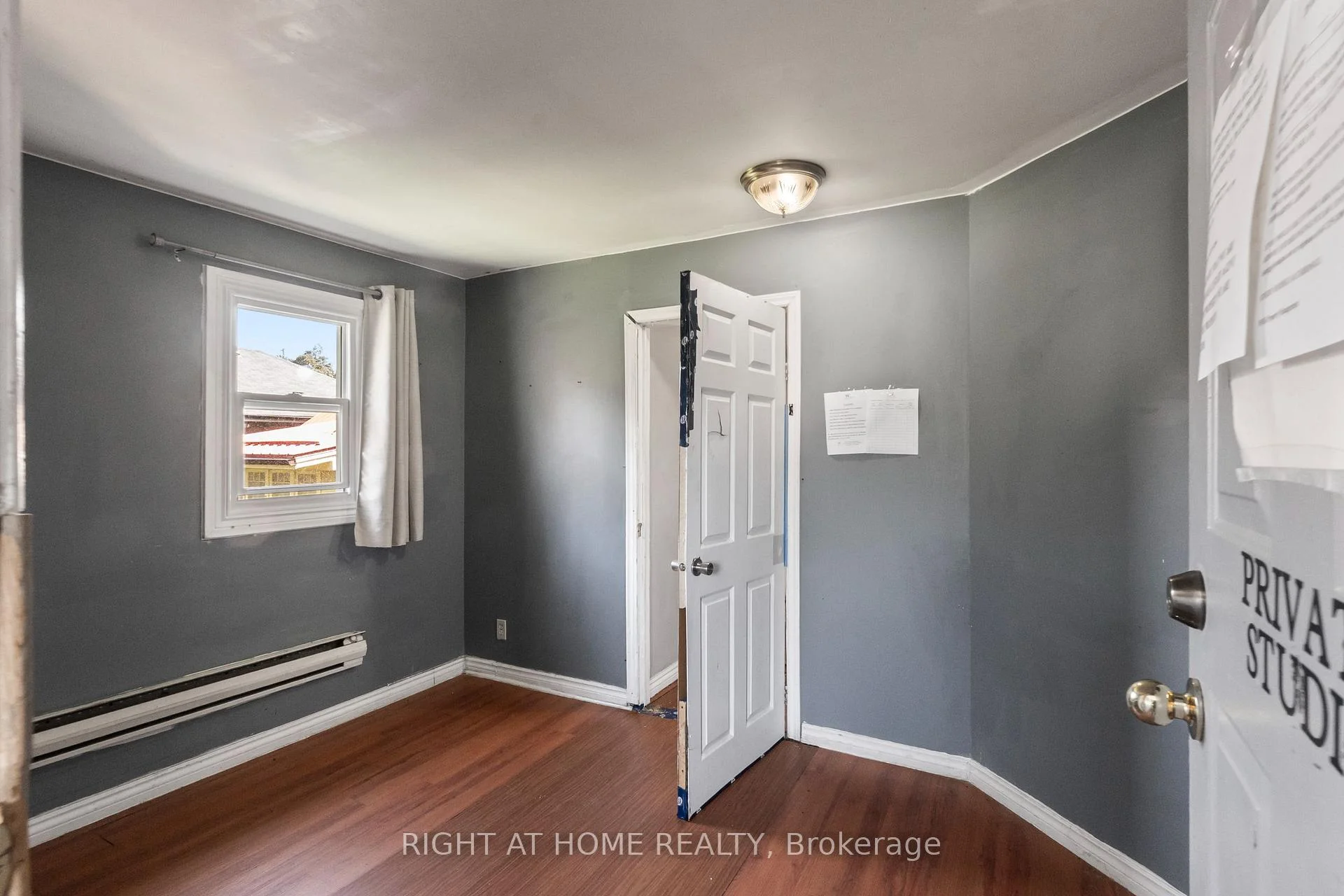 Photo 29 of 541 Aylmer Street N, Peterborough, Town Ward 3 — HOMEH