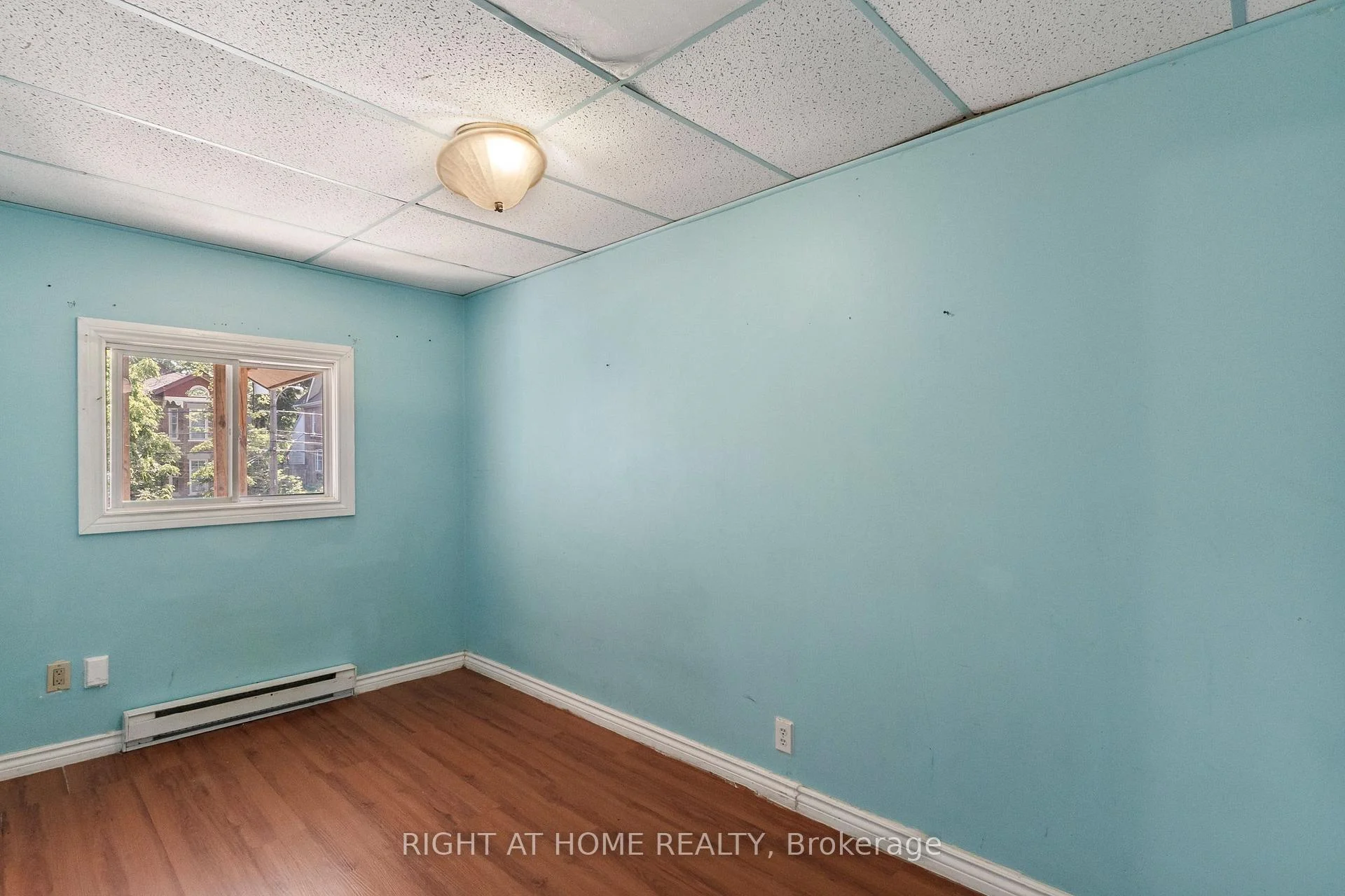 Photo 40 of 541 Aylmer Street N, Peterborough, Town Ward 3 — HOMEH