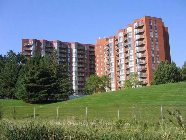 Front of Unit 817, 20 Dean Park Road