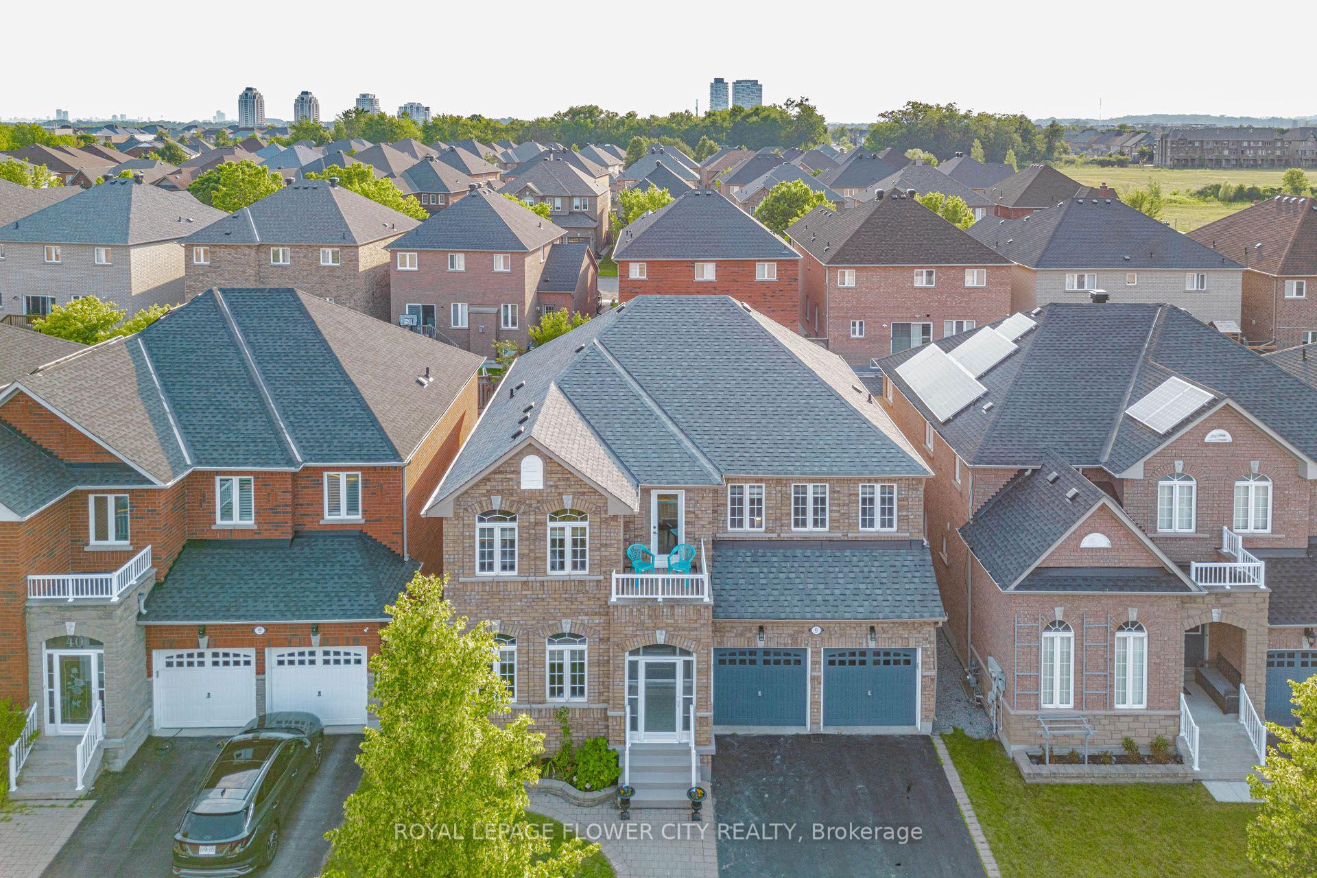 Photo 3 of 42 Delray Drive, Markham, Greensborough — HOMEH