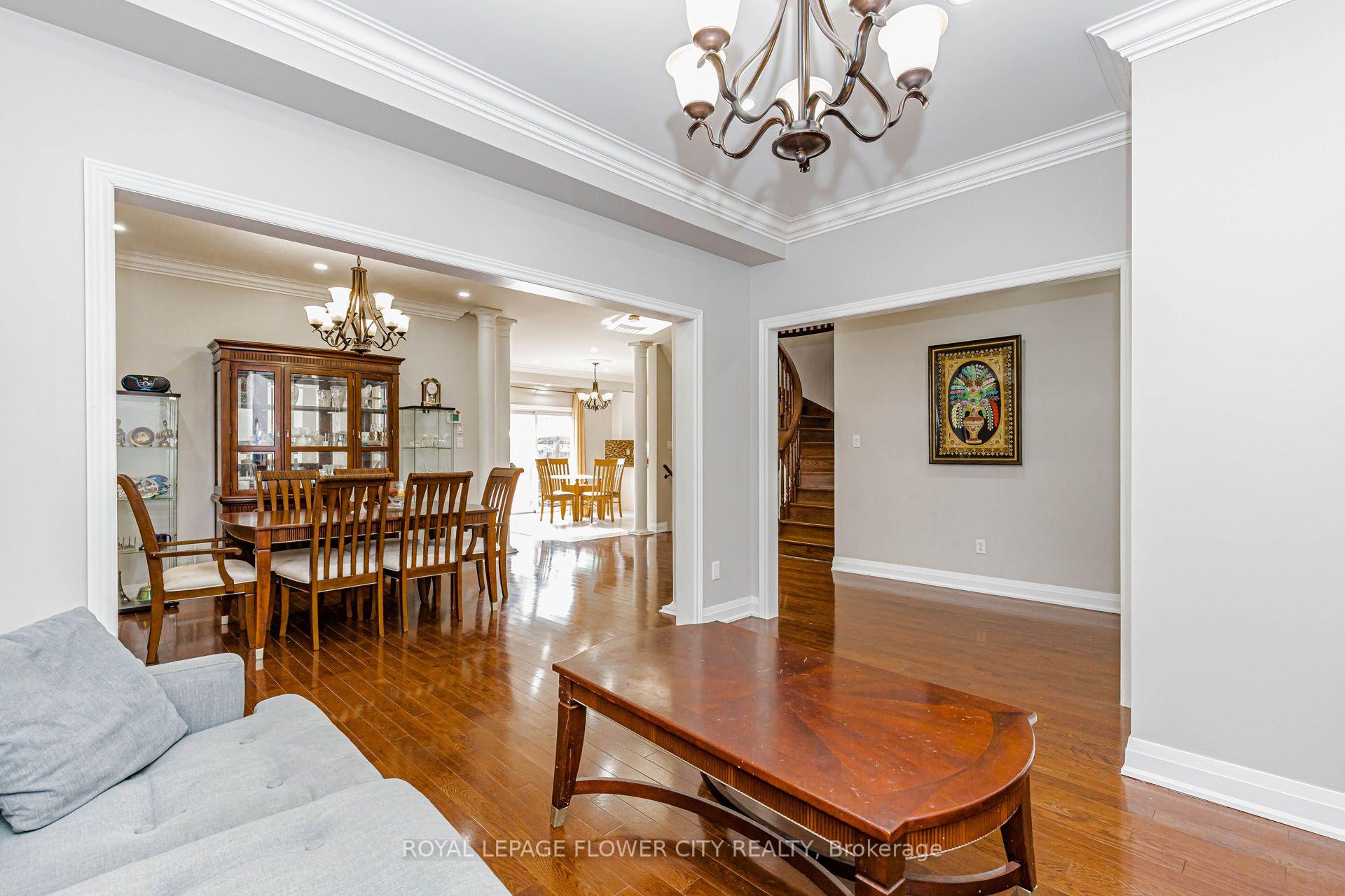 Photo 11 of 42 Delray Drive, Markham, Greensborough — HOMEH