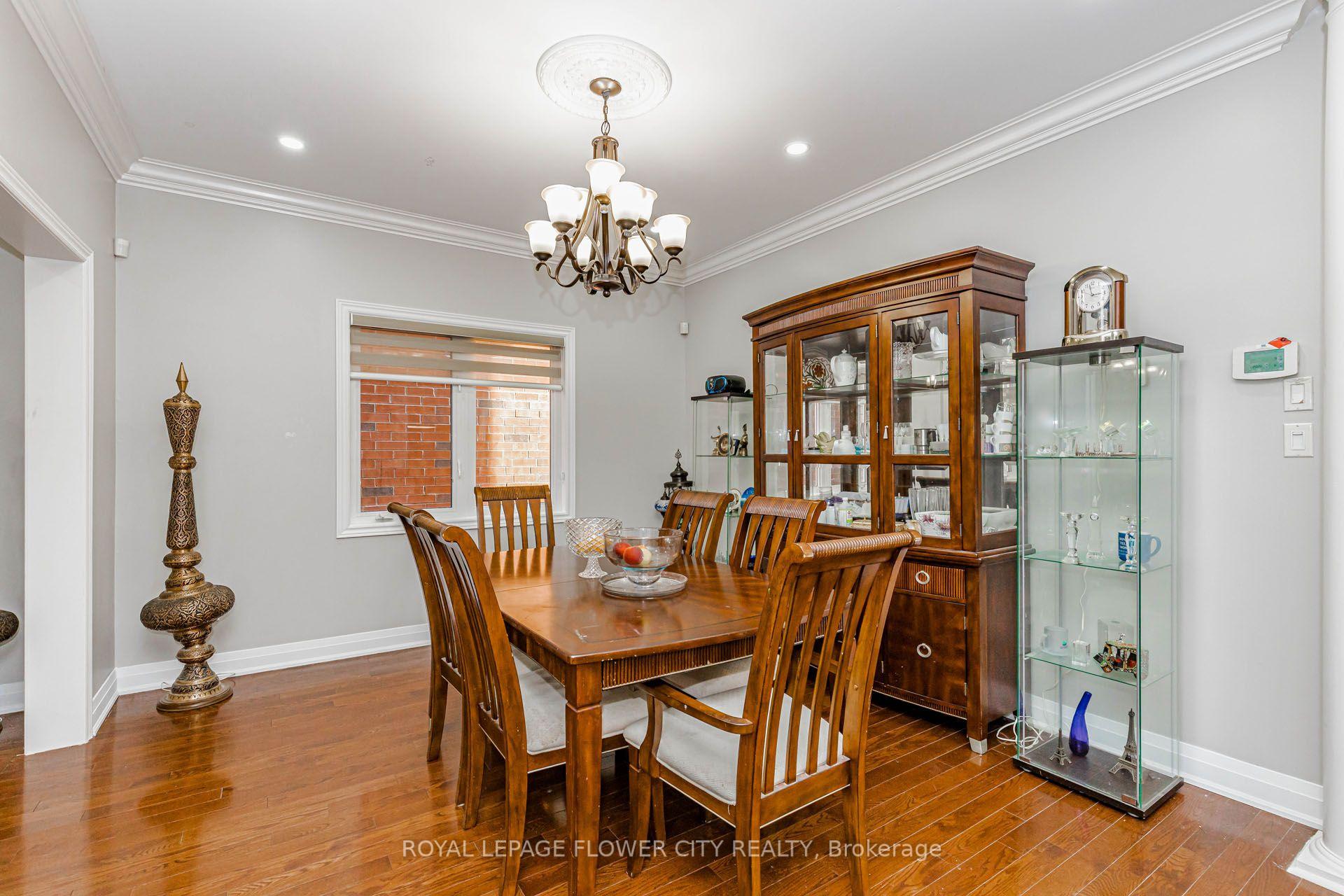 Photo 13 of 42 Delray Drive, Markham, Greensborough — HOMEH