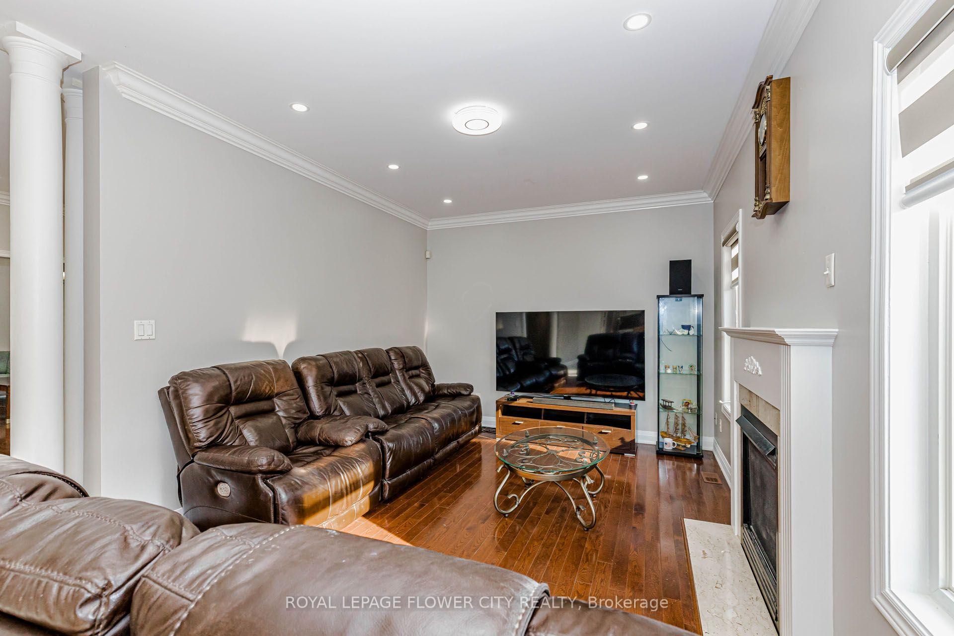 Photo 20 of 42 Delray Drive, Markham, Greensborough — HOMEH