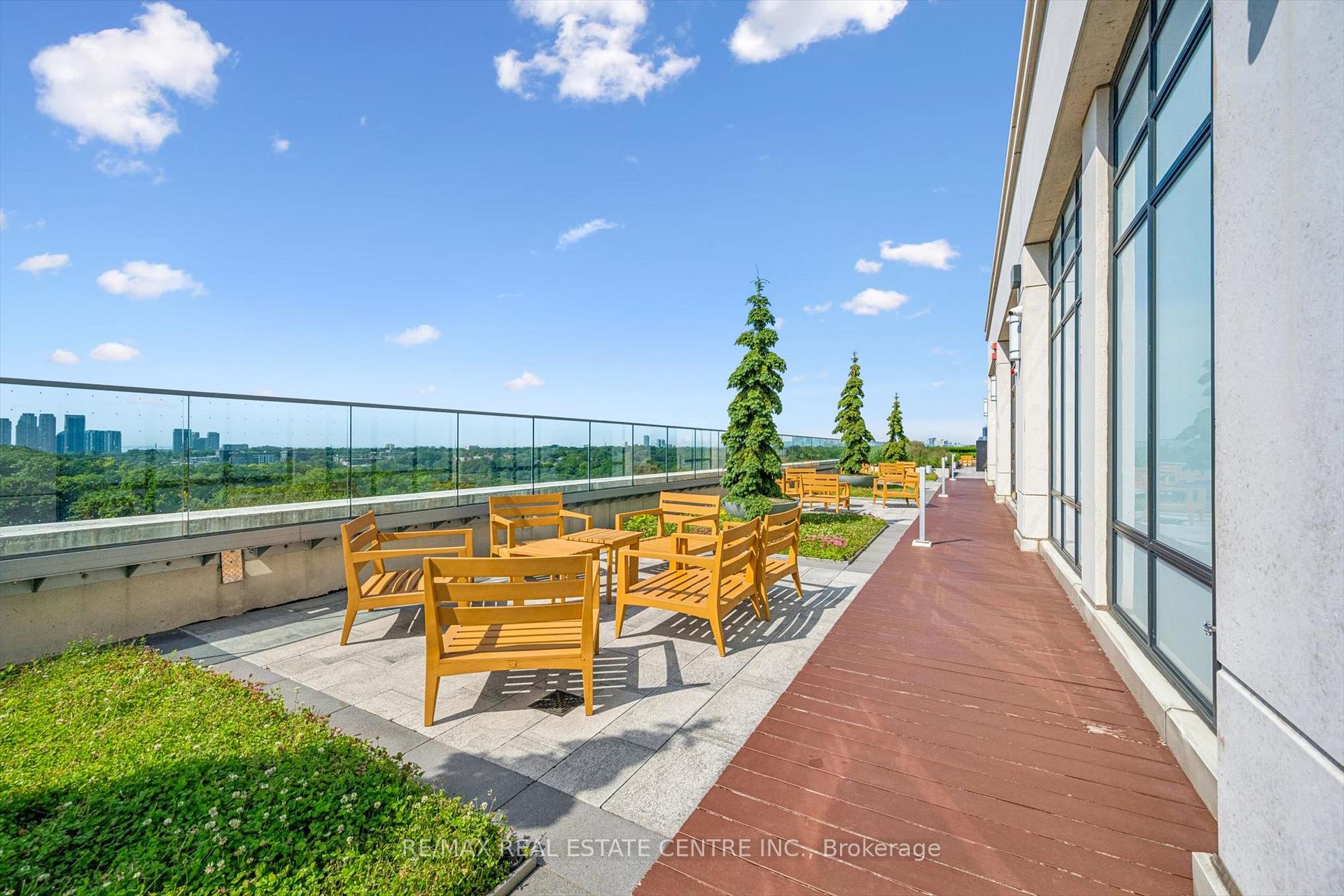 Photo 30 of Unit 524, 2 Old Mill Drive, Toronto, High Park-Swansea — HOMEH