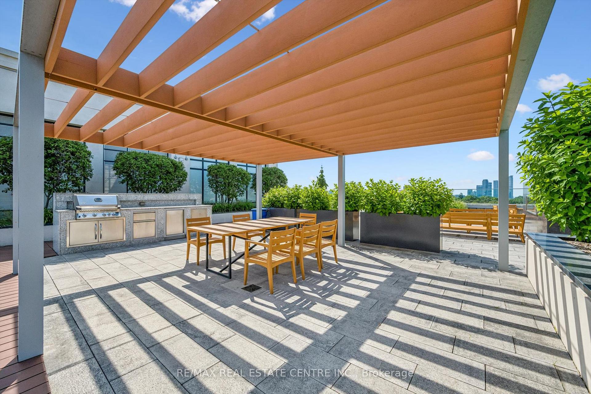 Photo 32 of Unit 524, 2 Old Mill Drive, Toronto, High Park-Swansea — HOMEH
