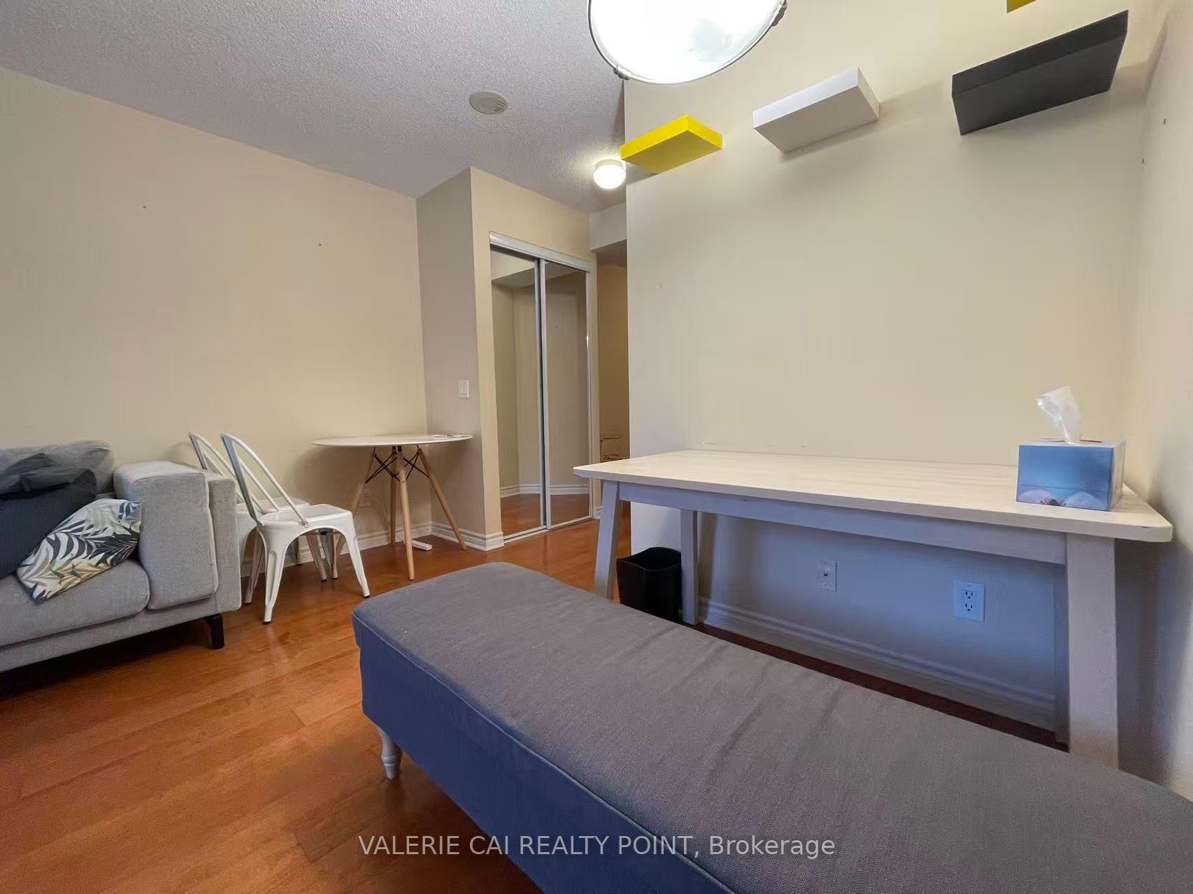Photo 2 of Unit 502, 763 Bay Street, Toronto, Bay Street Corridor — HOMEH