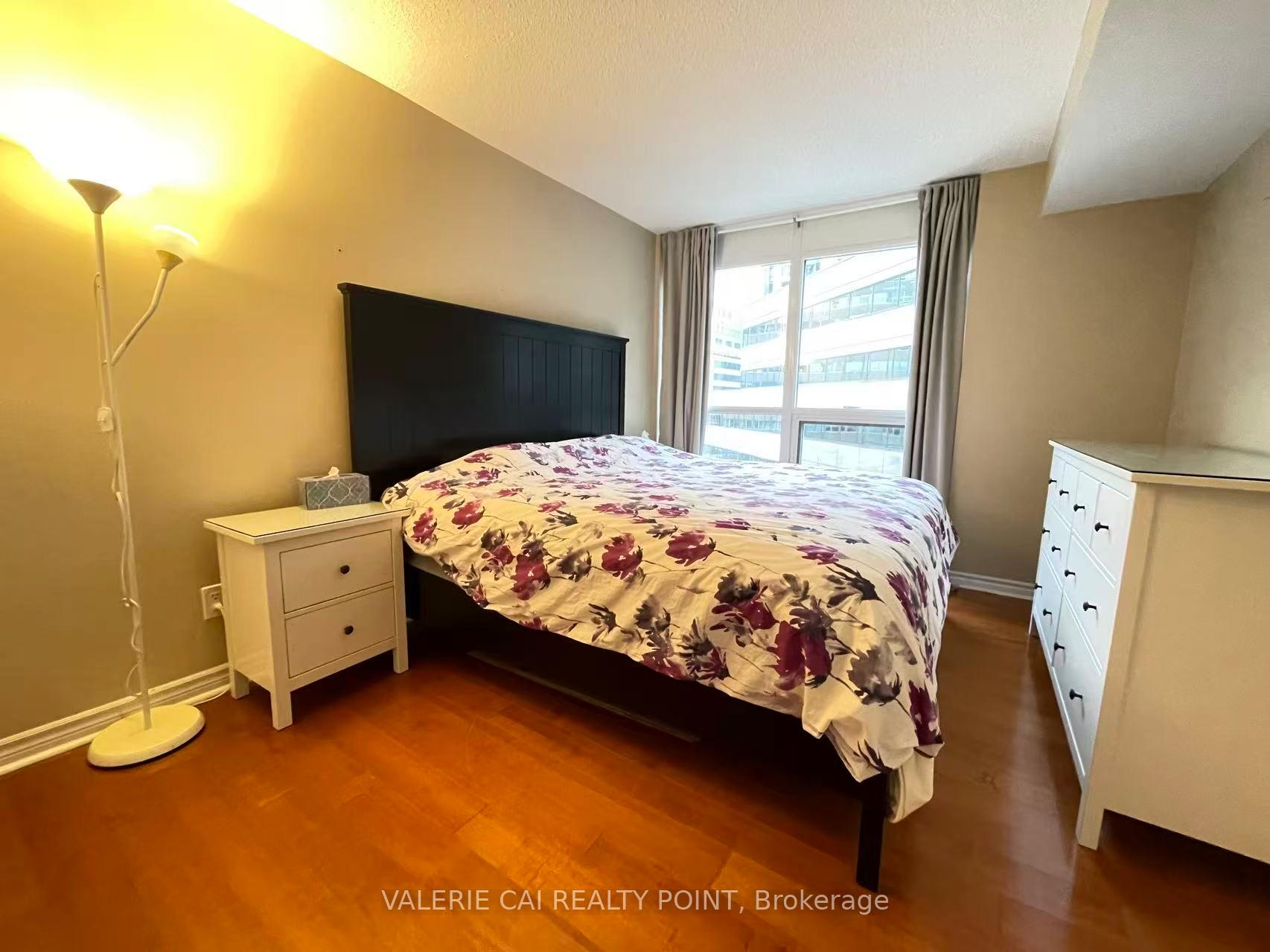 Photo 5 of Unit 502, 763 Bay Street, Toronto, Bay Street Corridor — HOMEH