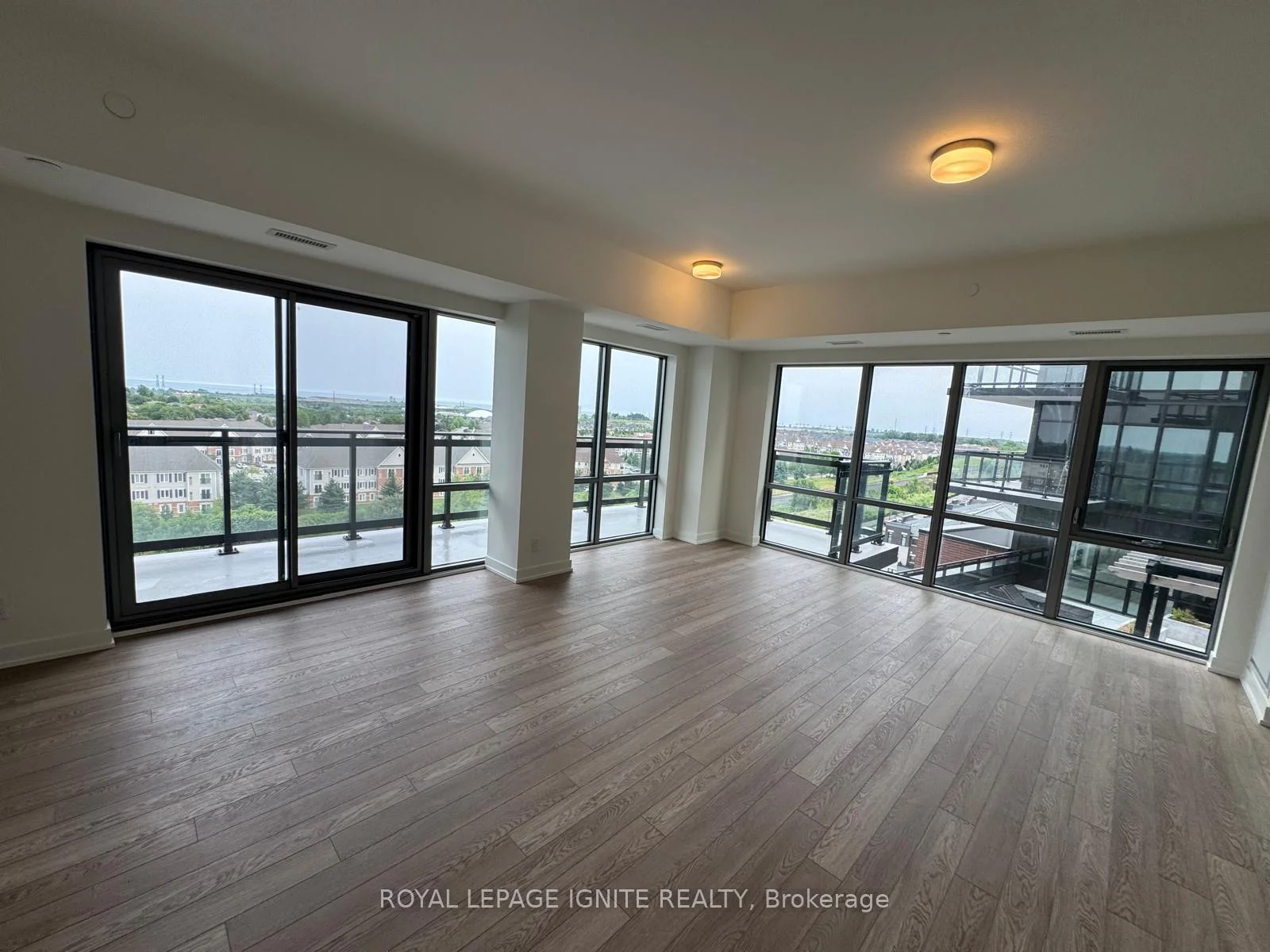Photo 9 of Unit 801, 51 Clarington Boulevard, Clarington, Bowmanville — HOMEH