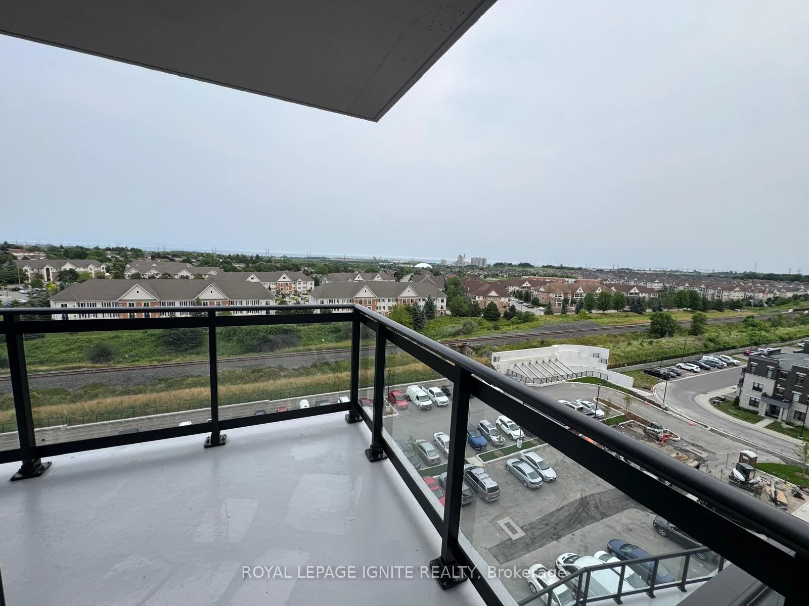 Photo 10 of Unit 801, 51 Clarington Boulevard, Clarington, Bowmanville — HOMEH