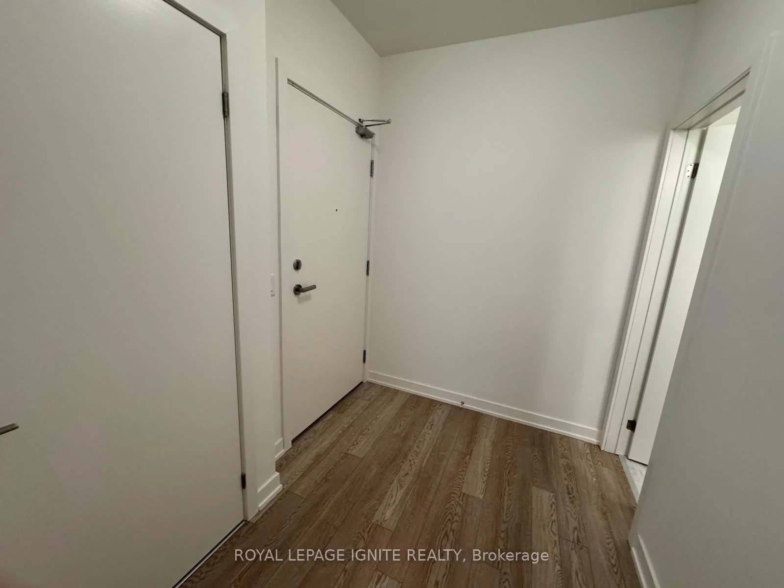 Photo 12 of Unit 801, 51 Clarington Boulevard, Clarington, Bowmanville — HOMEH