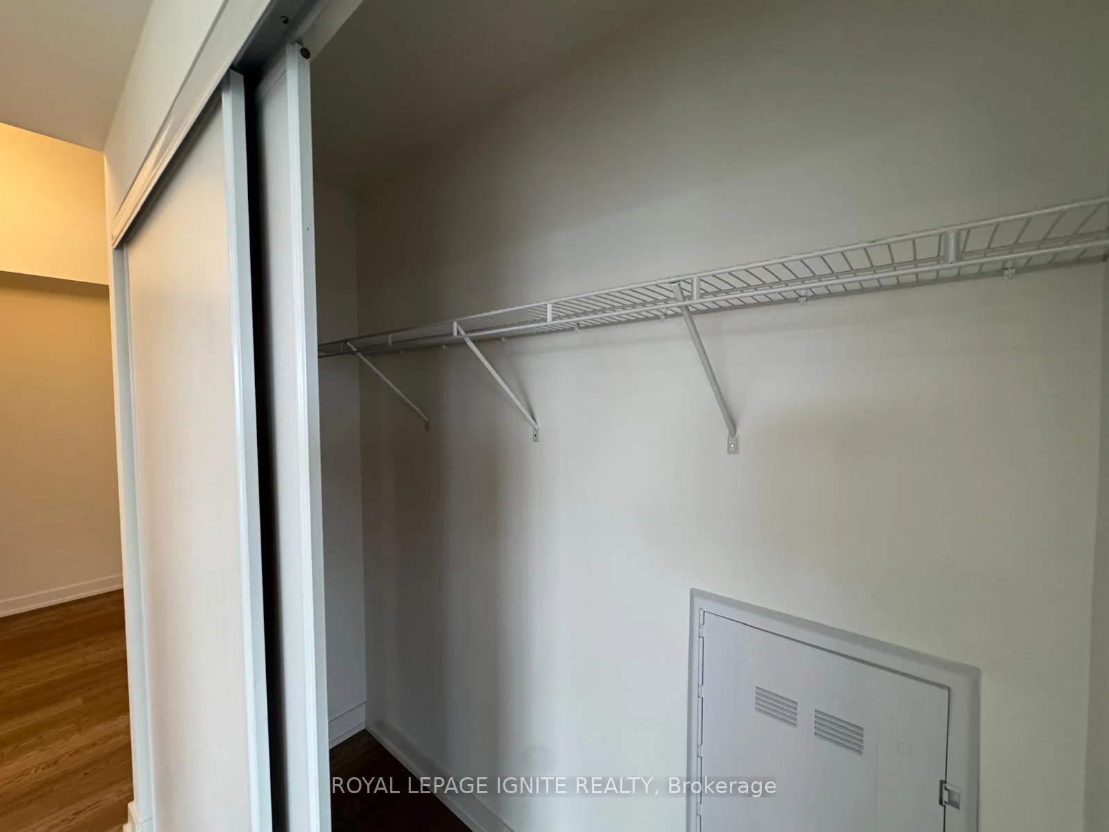 Photo 14 of Unit 801, 51 Clarington Boulevard, Clarington, Bowmanville — HOMEH