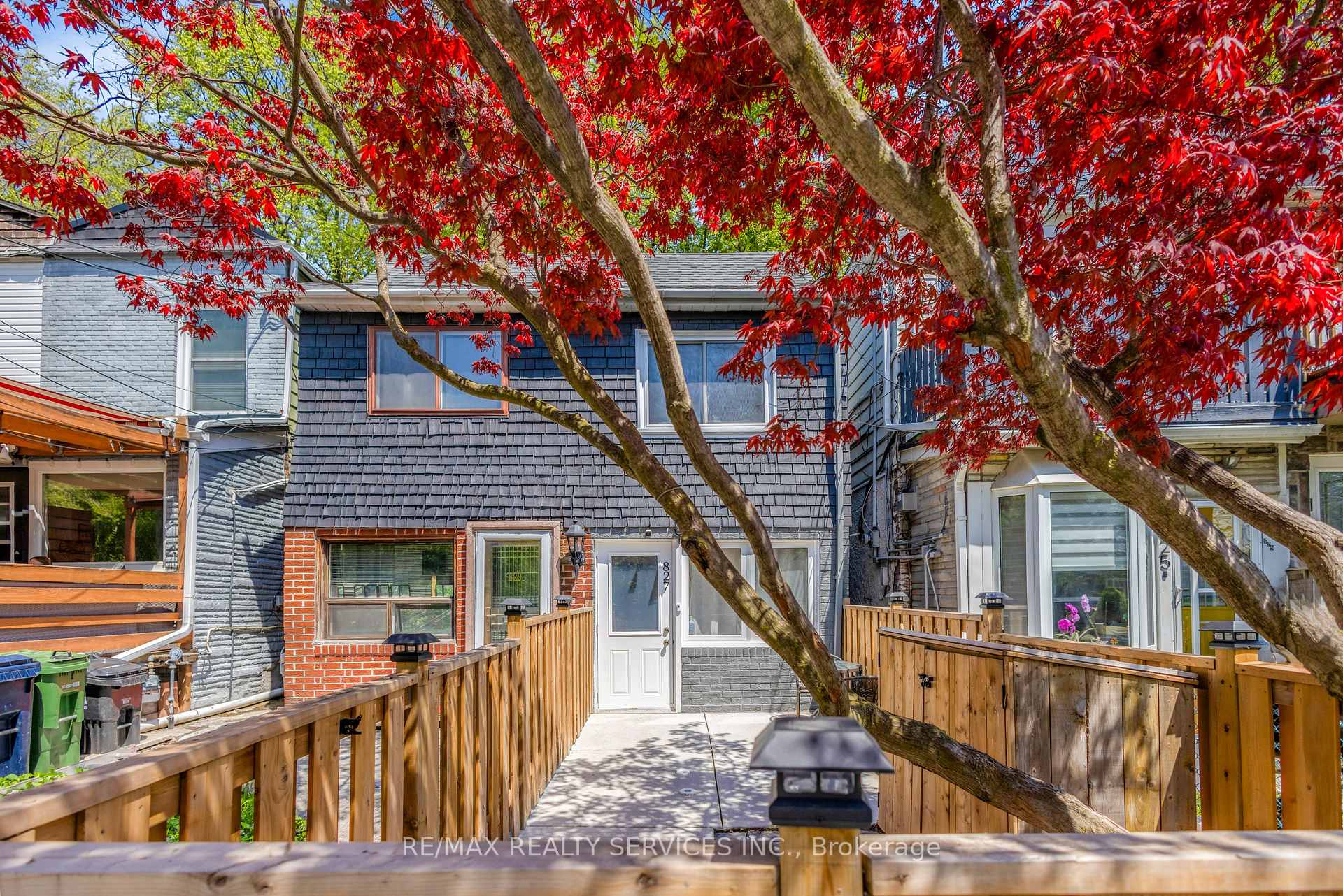 Photo 6 of 827 Craven Road, Toronto, Greenwood-Coxwell — HOMEH