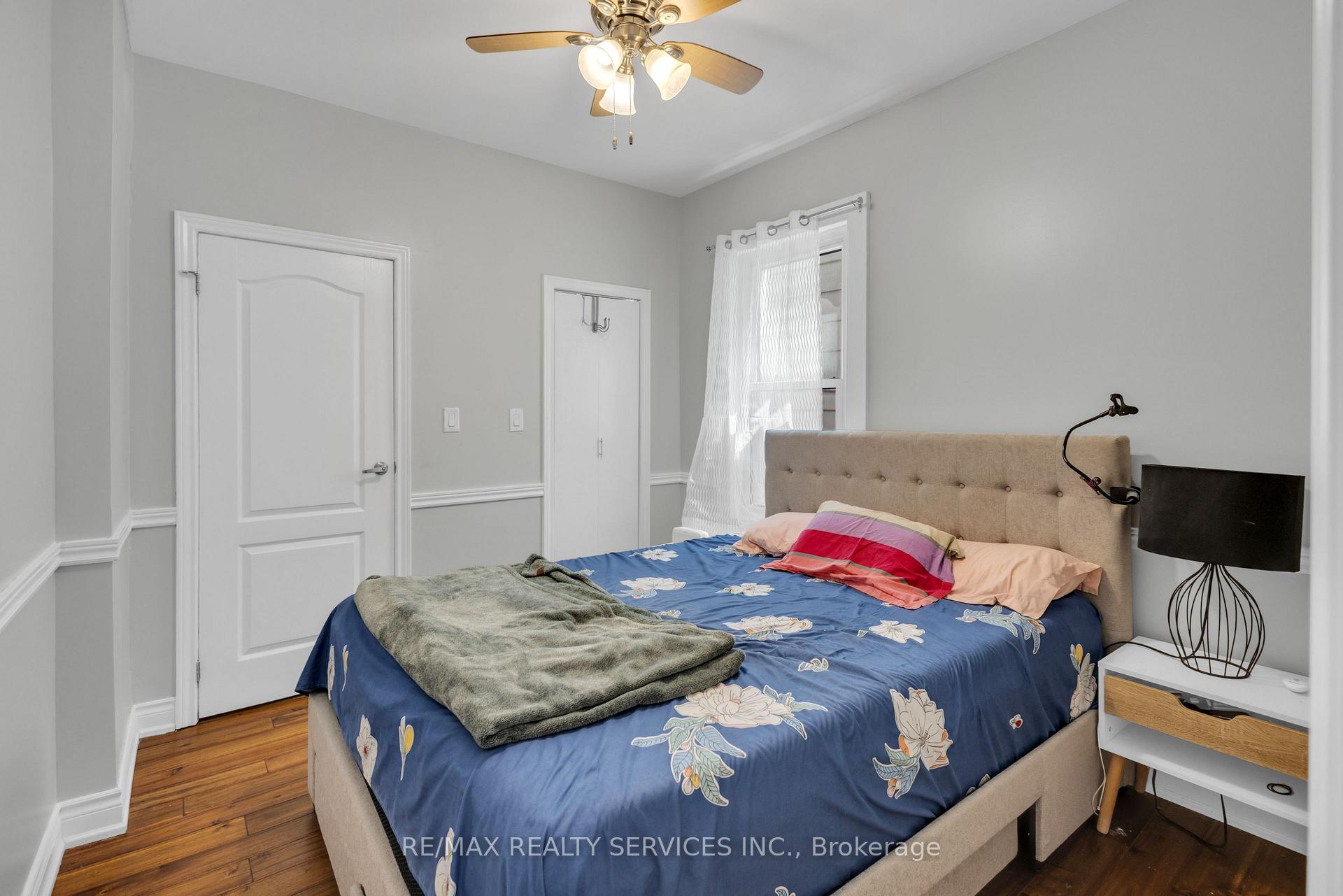 Photo 21 of 827 Craven Road, Toronto, Greenwood-Coxwell — HOMEH