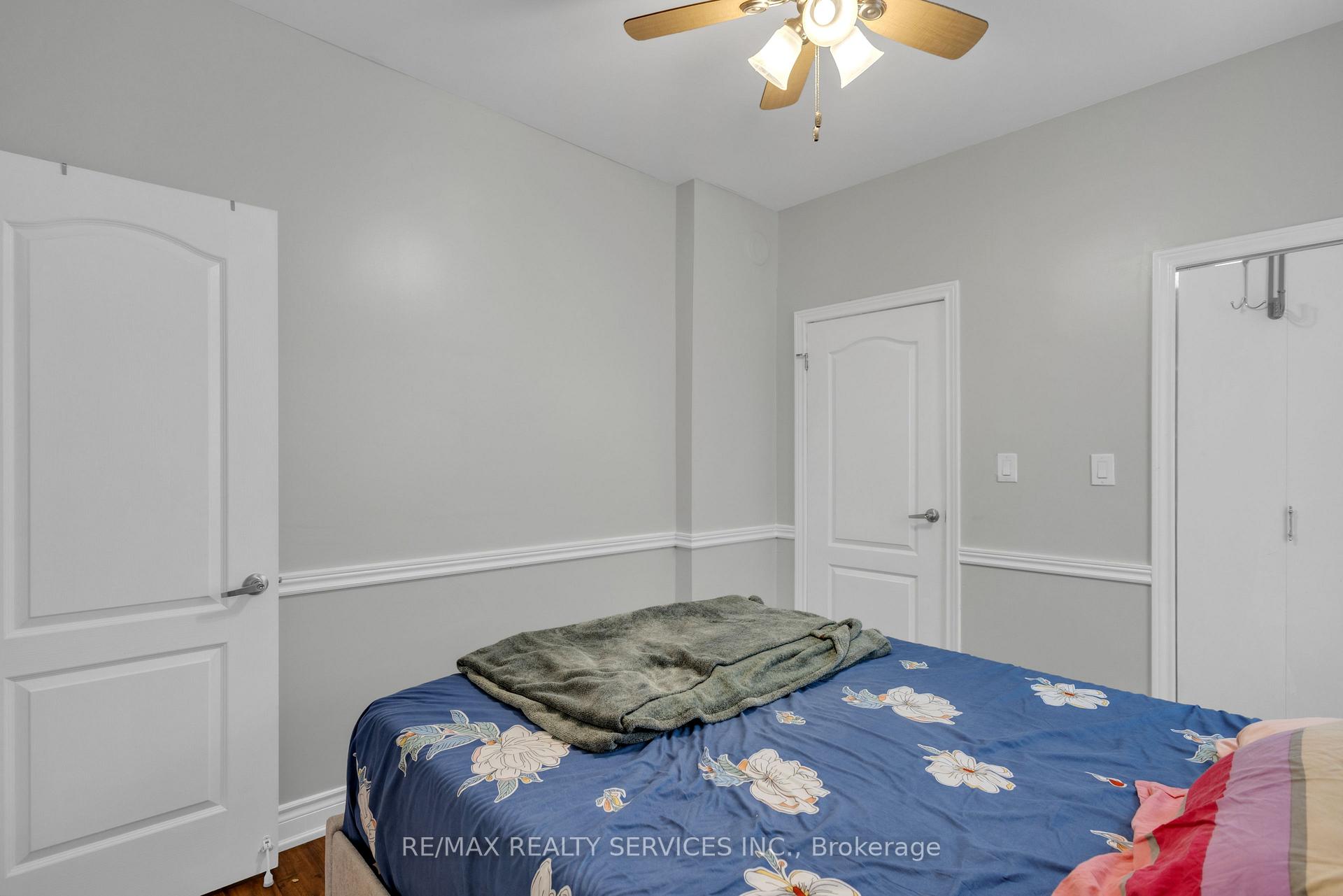 Photo 22 of 827 Craven Road, Toronto, Greenwood-Coxwell — HOMEH
