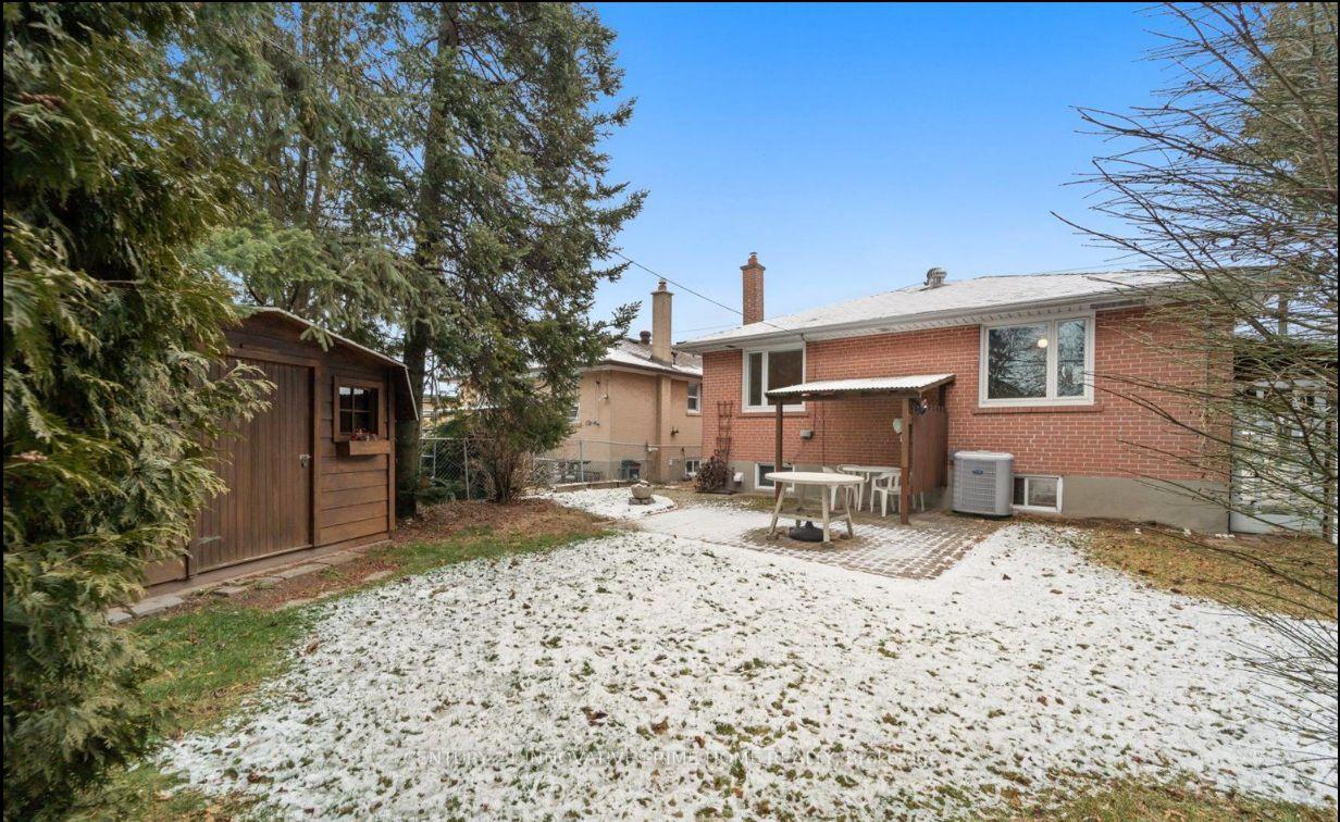 Photo 3 of Unit Main, 20 Hurley Crescent, Scarborough, Bendale — HOMEH