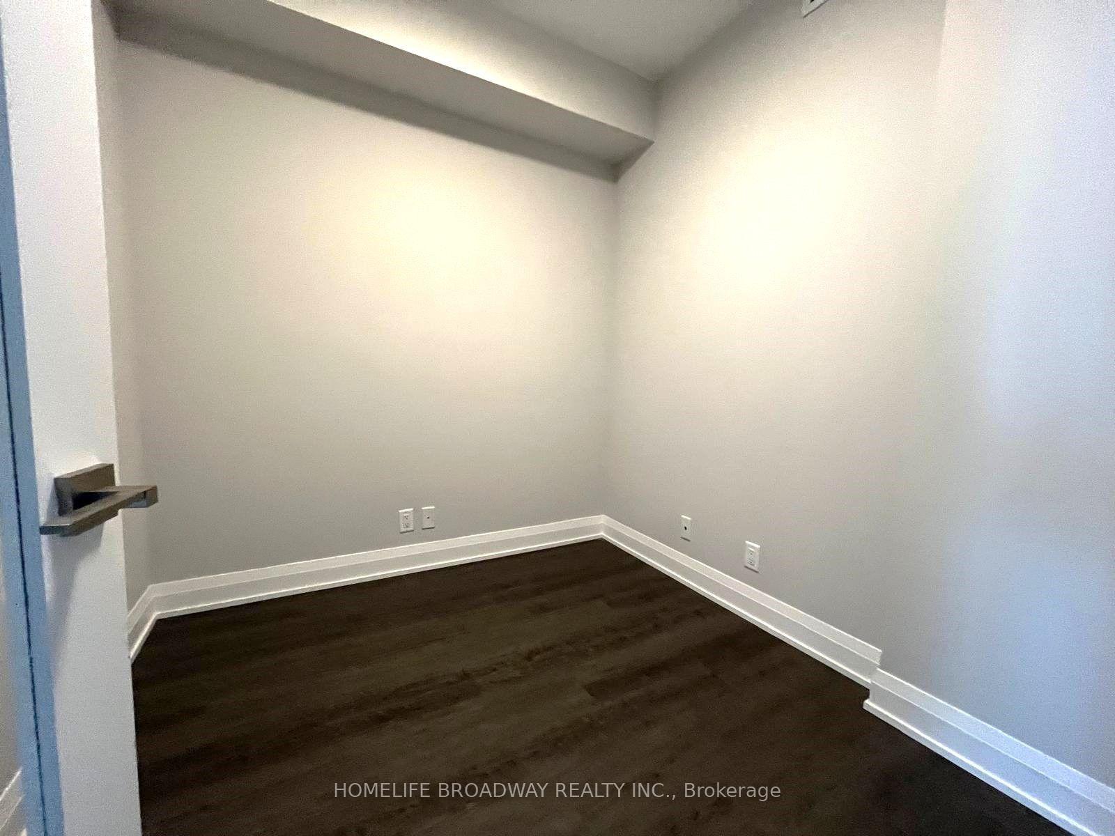 Photo 8 of Unit 4109, 8 Water Walk Drive, Markham, Unionville — HOMEH