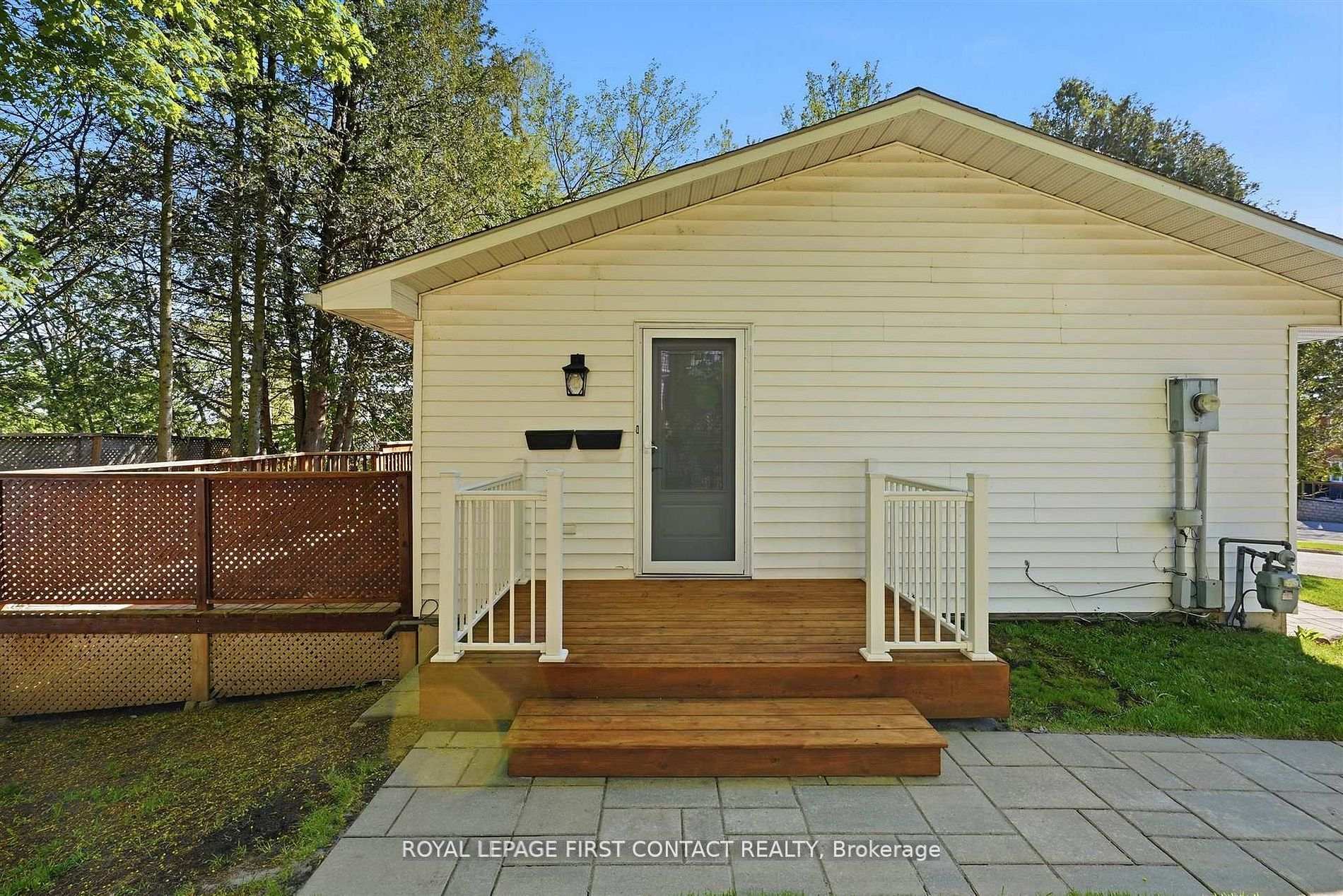 Photo 7 of 312 Barnett Avenue, Midland — HOMEH