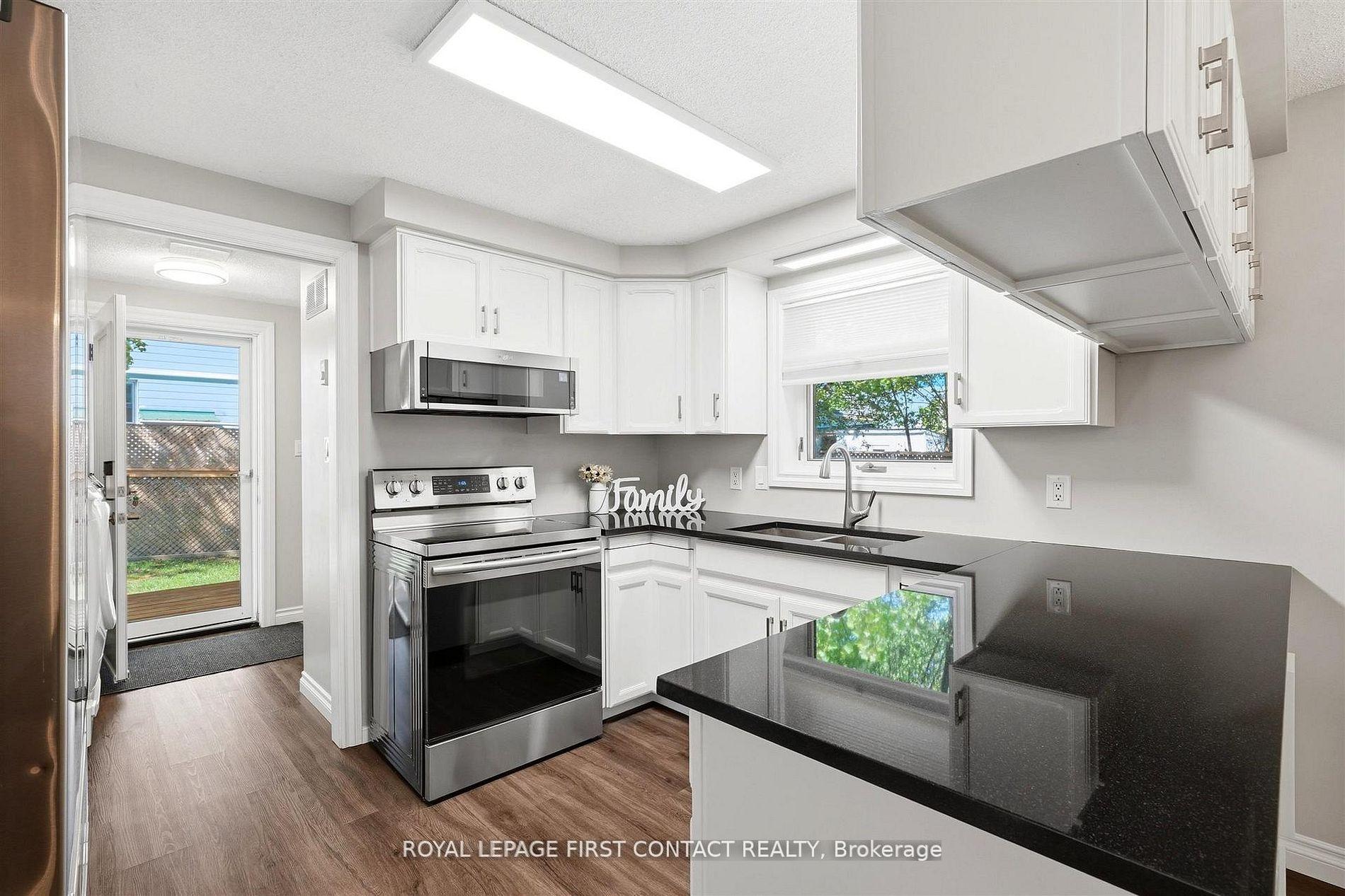 Photo 11 of 312 Barnett Avenue, Midland — HOMEH