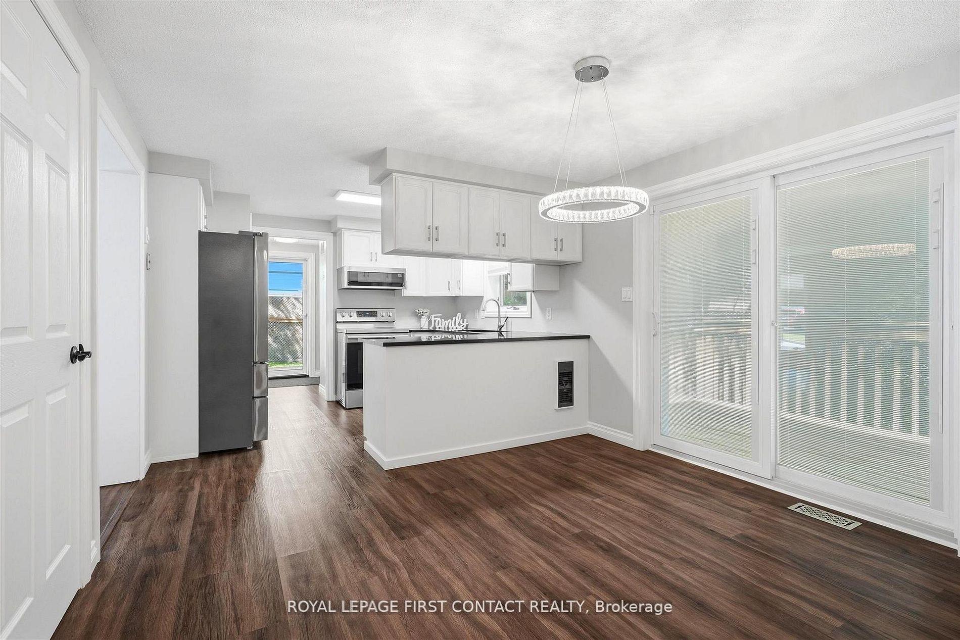 Photo 15 of 312 Barnett Avenue, Midland — HOMEH
