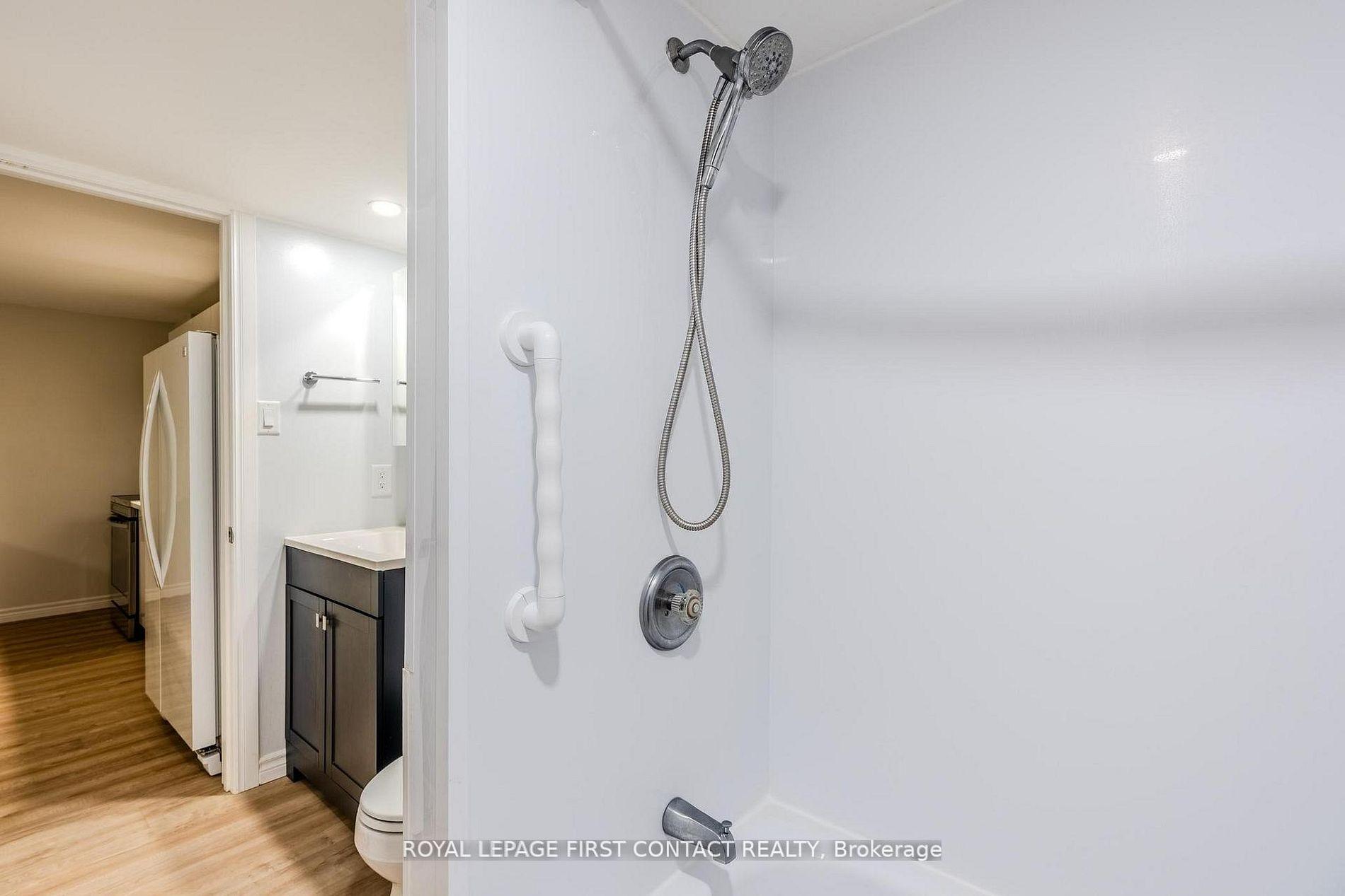 Photo 39 of 312 Barnett Avenue, Midland — HOMEH