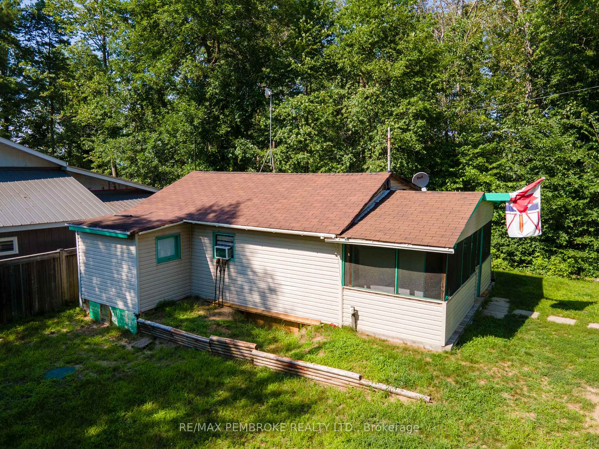 Photo 4 of 19B Moores Beach Road, Whitewater Region, Whitewater Region — HOMEH