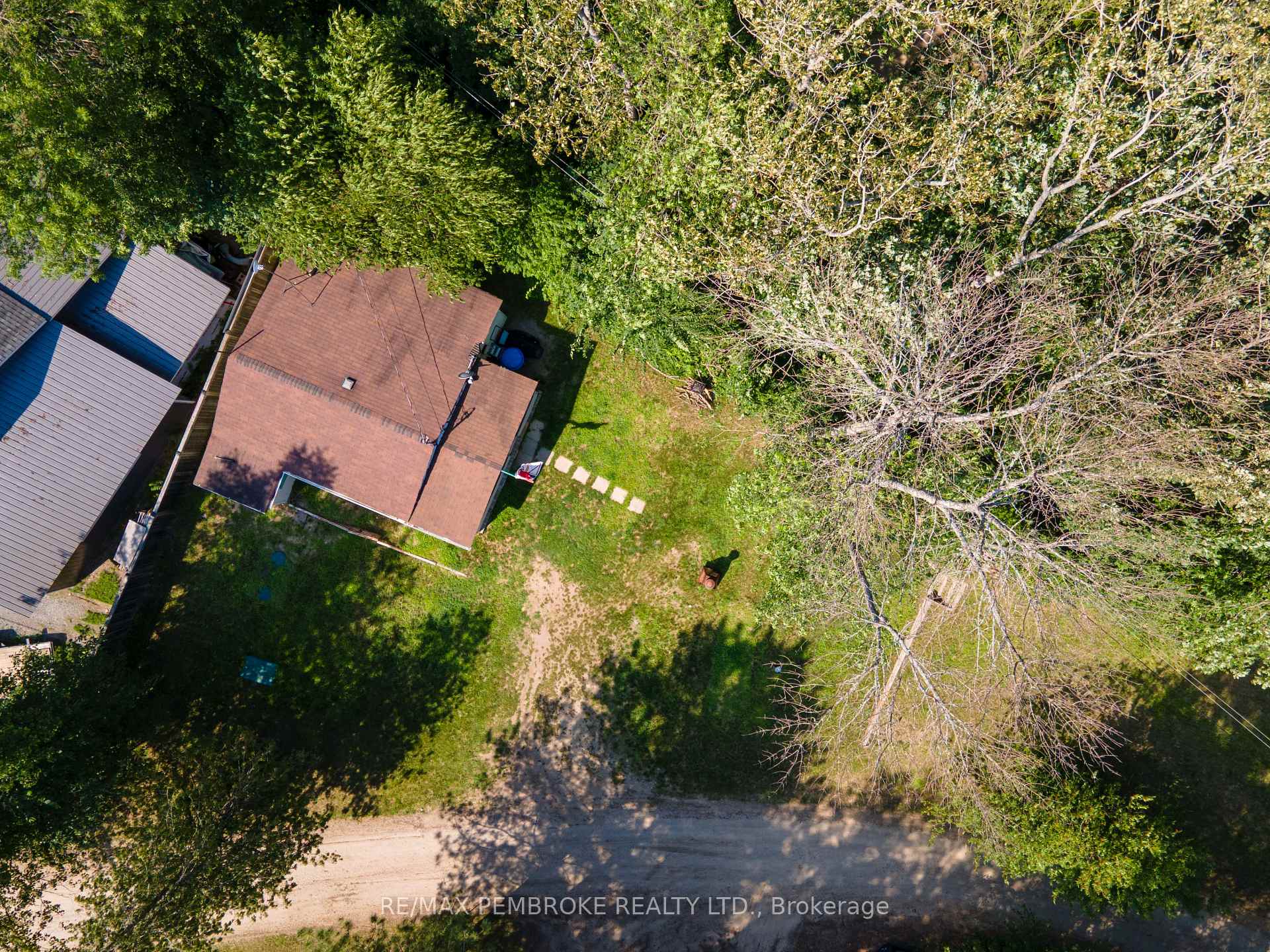 Photo 7 of 19B Moores Beach Road, Whitewater Region, Whitewater Region — HOMEH