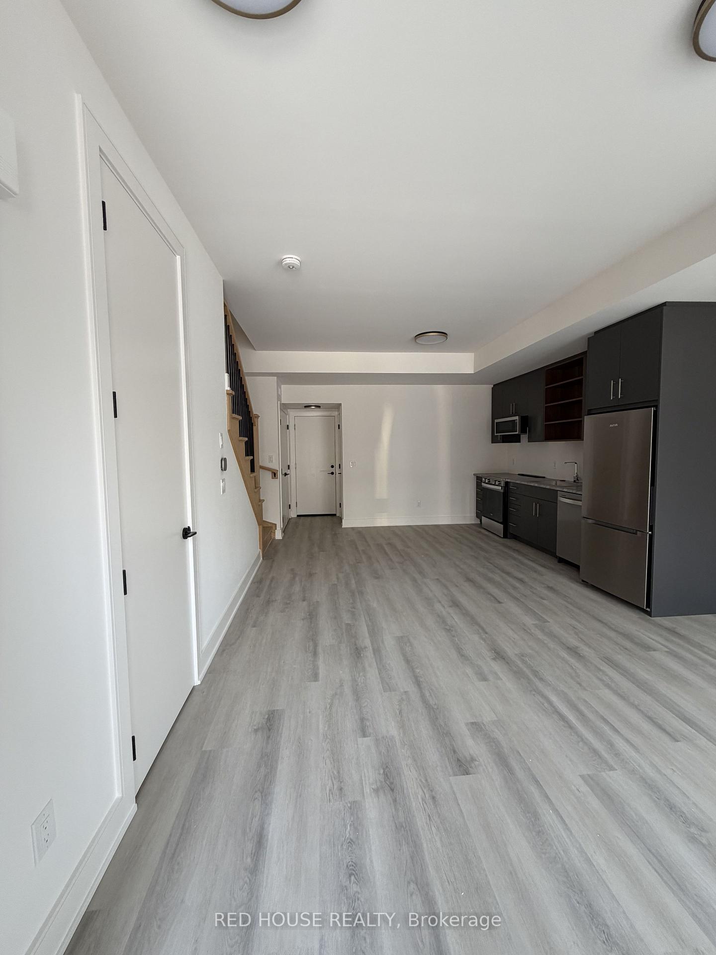 Photo 2 of 115 Everett Common, St. Catharines, Oakdale — HOMEH