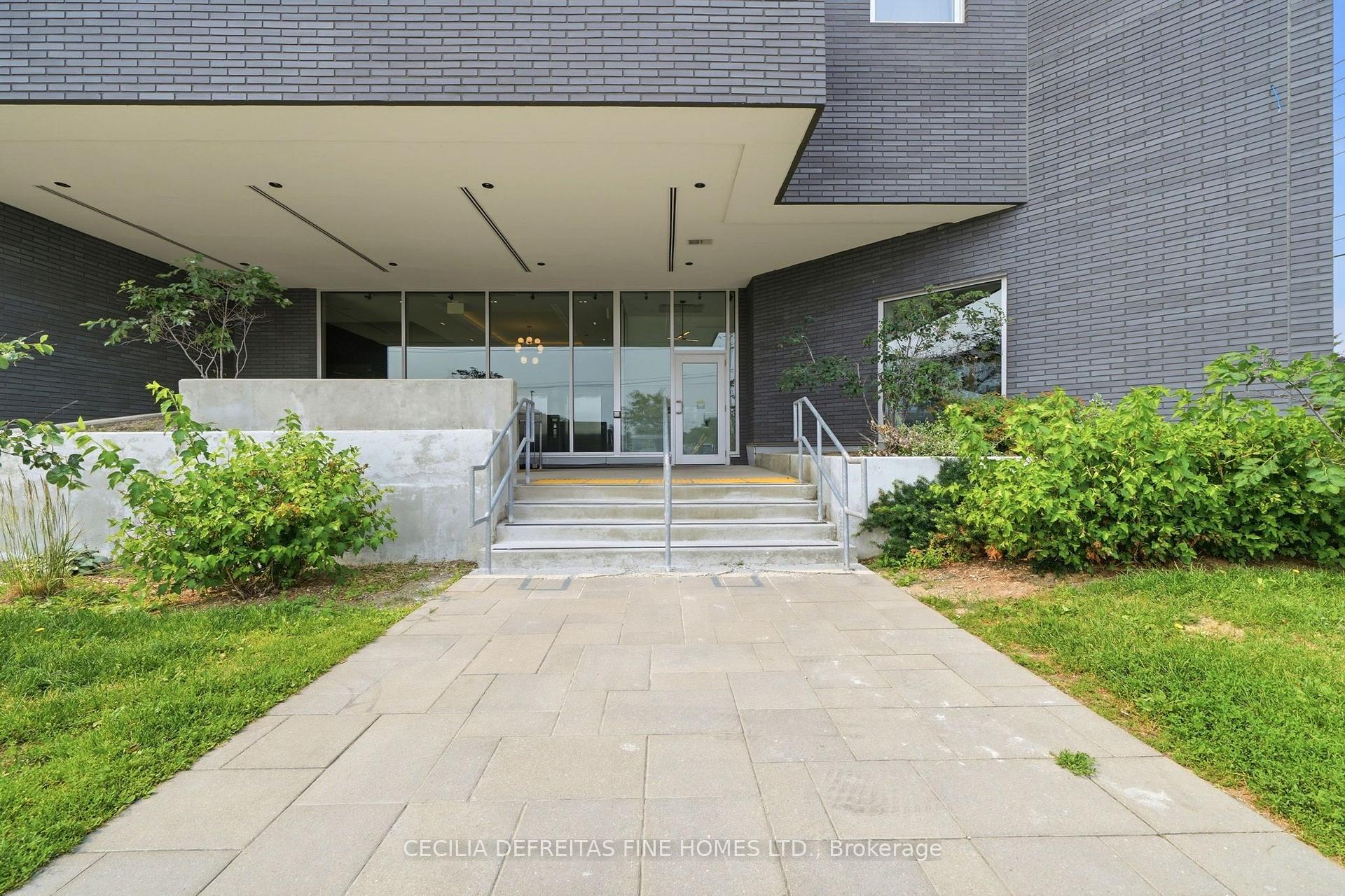 Photo 3 of Unit 314, 430 Essa Road, Barrie, Holly — HOMEH