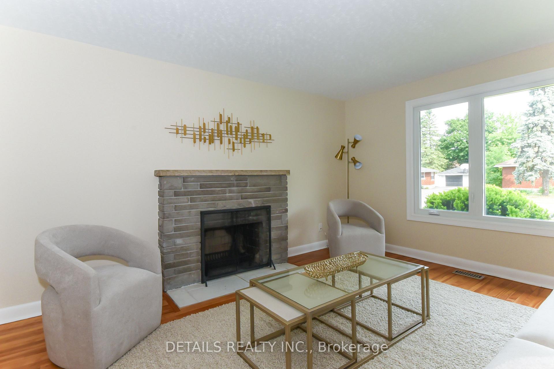 Photo 8 of Unit Unit A and B, 2364 Cheshire Road, Ottawa, Parkway Park — HOMEH