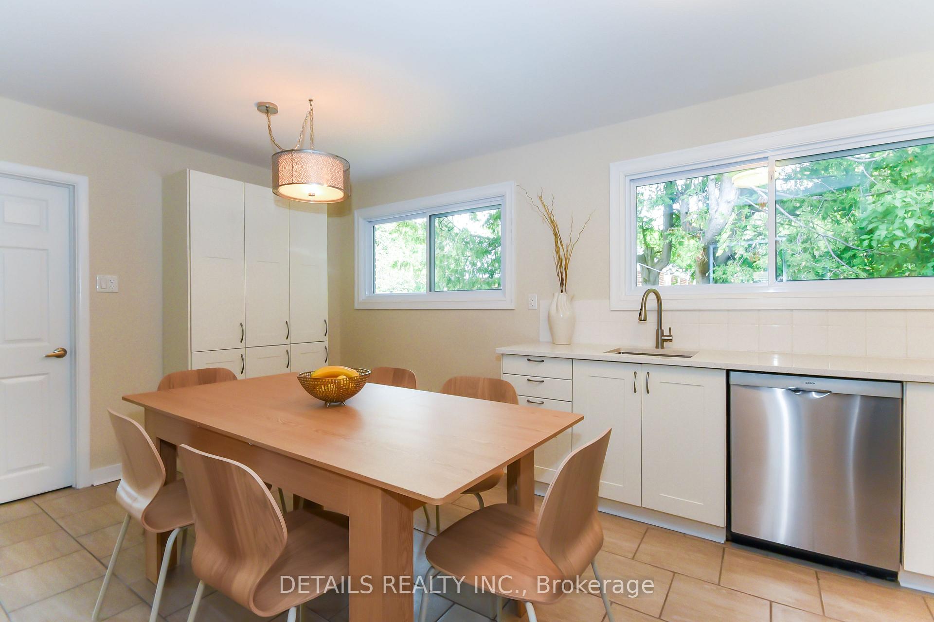 Photo 15 of Unit Unit A and B, 2364 Cheshire Road, Ottawa, Parkway Park — HOMEH