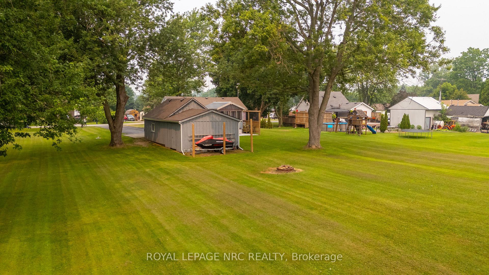 Photo 41 of 43289 Pettit Road, Wainfleet, Marshville/Winger — HOMEH