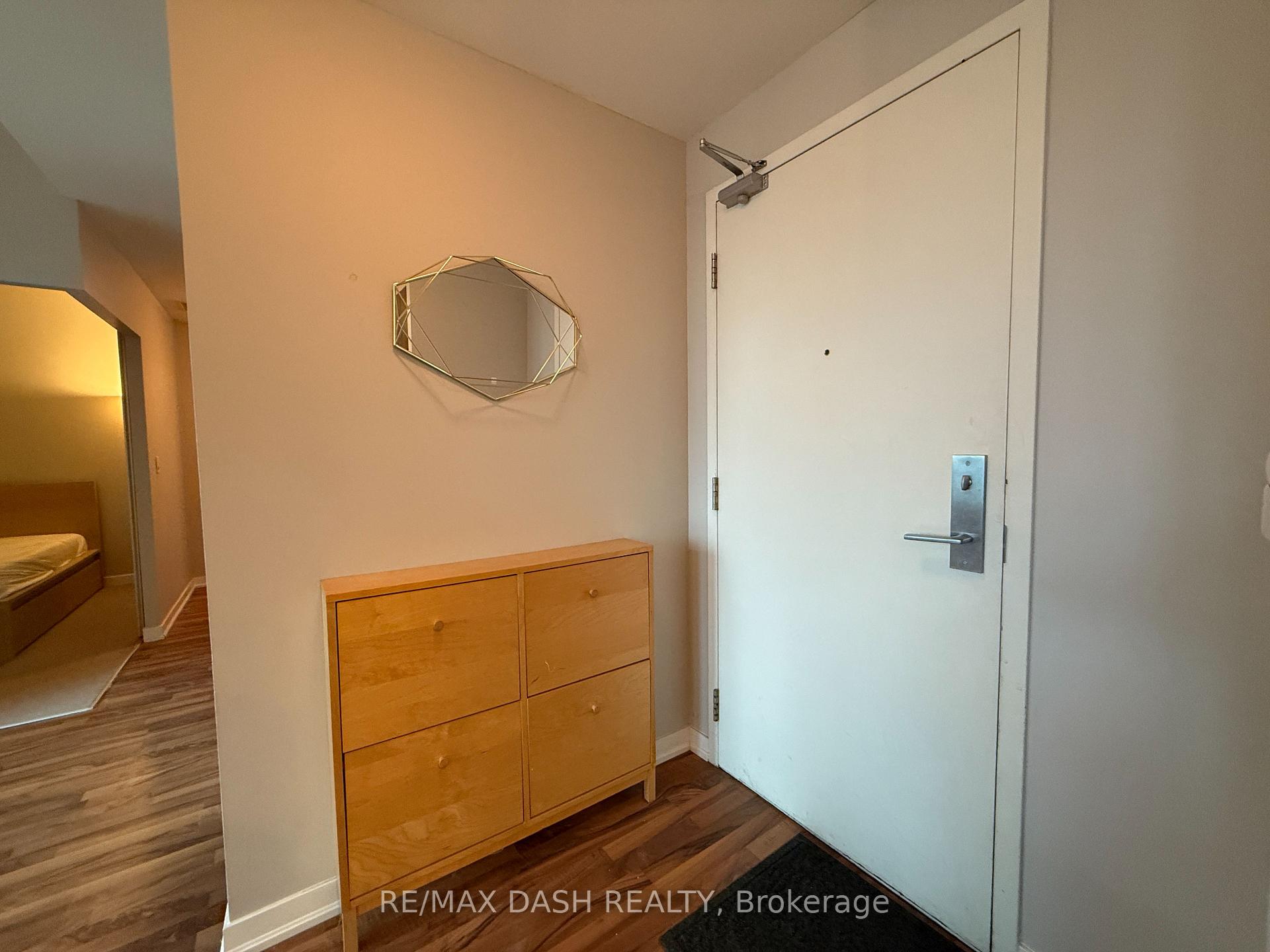 Photo 3 of Unit 918, 55 East Liberty Street, Toronto, Niagara — HOMEH