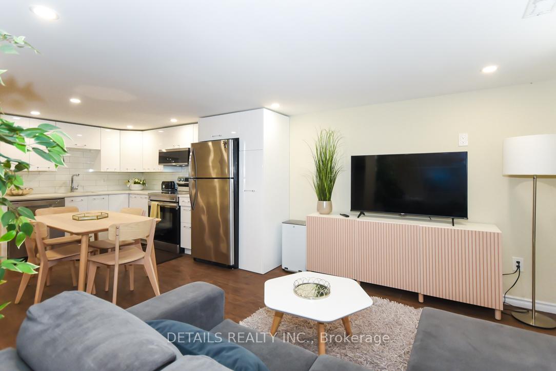 Photo 6 of Unit B, 2151 Lambeth Walk, Ottawa, Parkway Park — HOMEH