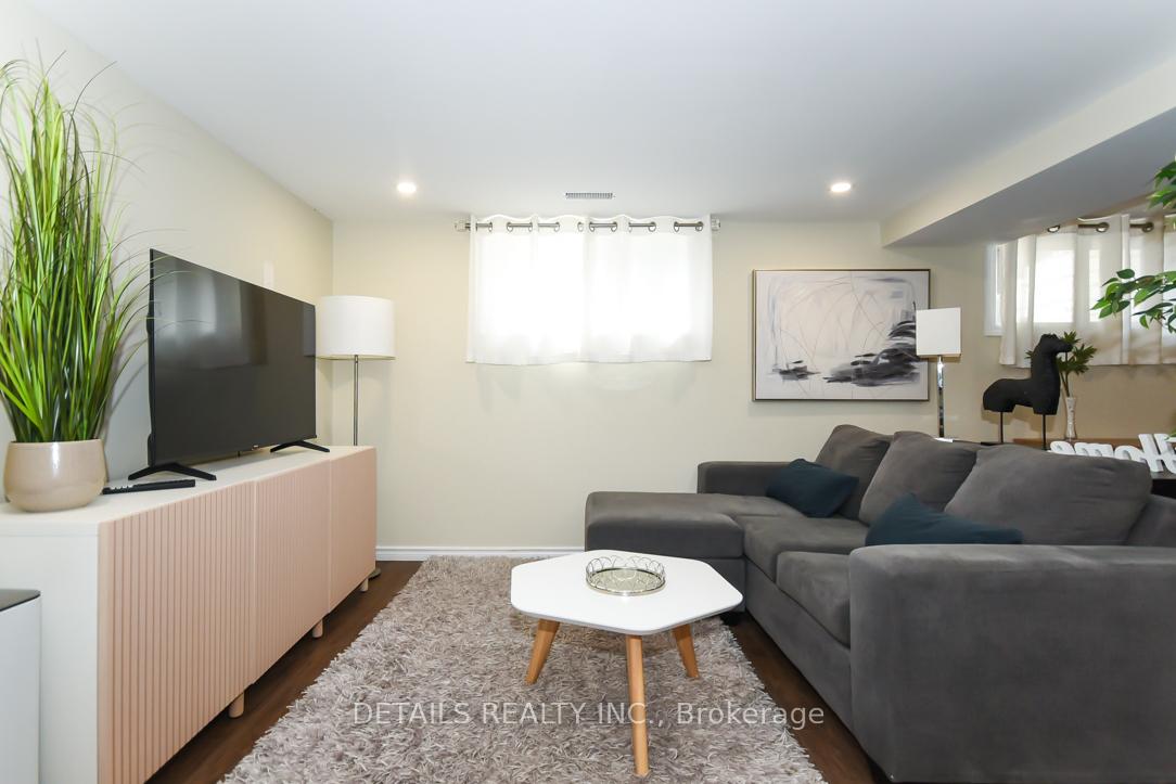 Photo 7 of Unit B, 2151 Lambeth Walk, Ottawa, Parkway Park — HOMEH