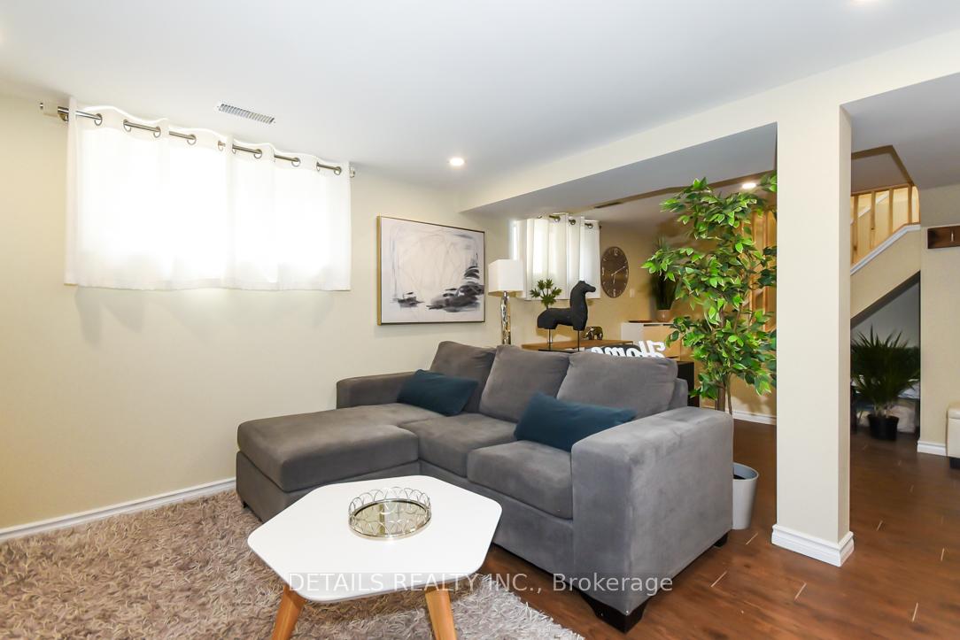 Photo 8 of Unit B, 2151 Lambeth Walk, Ottawa, Parkway Park — HOMEH