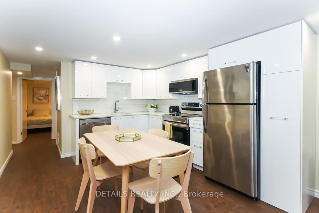 Photo 10 of Unit B, 2151 Lambeth Walk, Ottawa, Parkway Park — HOMEH