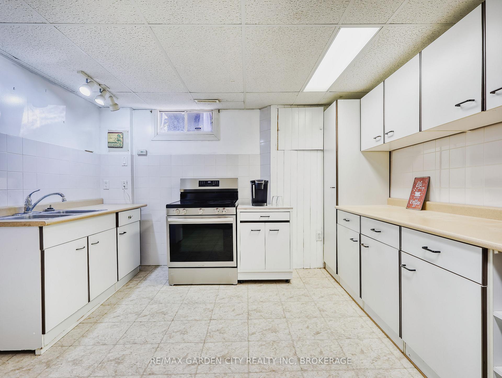 Photo 60 of Unit Lower, 38 Cypress Street, St. Catharines, Lakeport — HOMEH