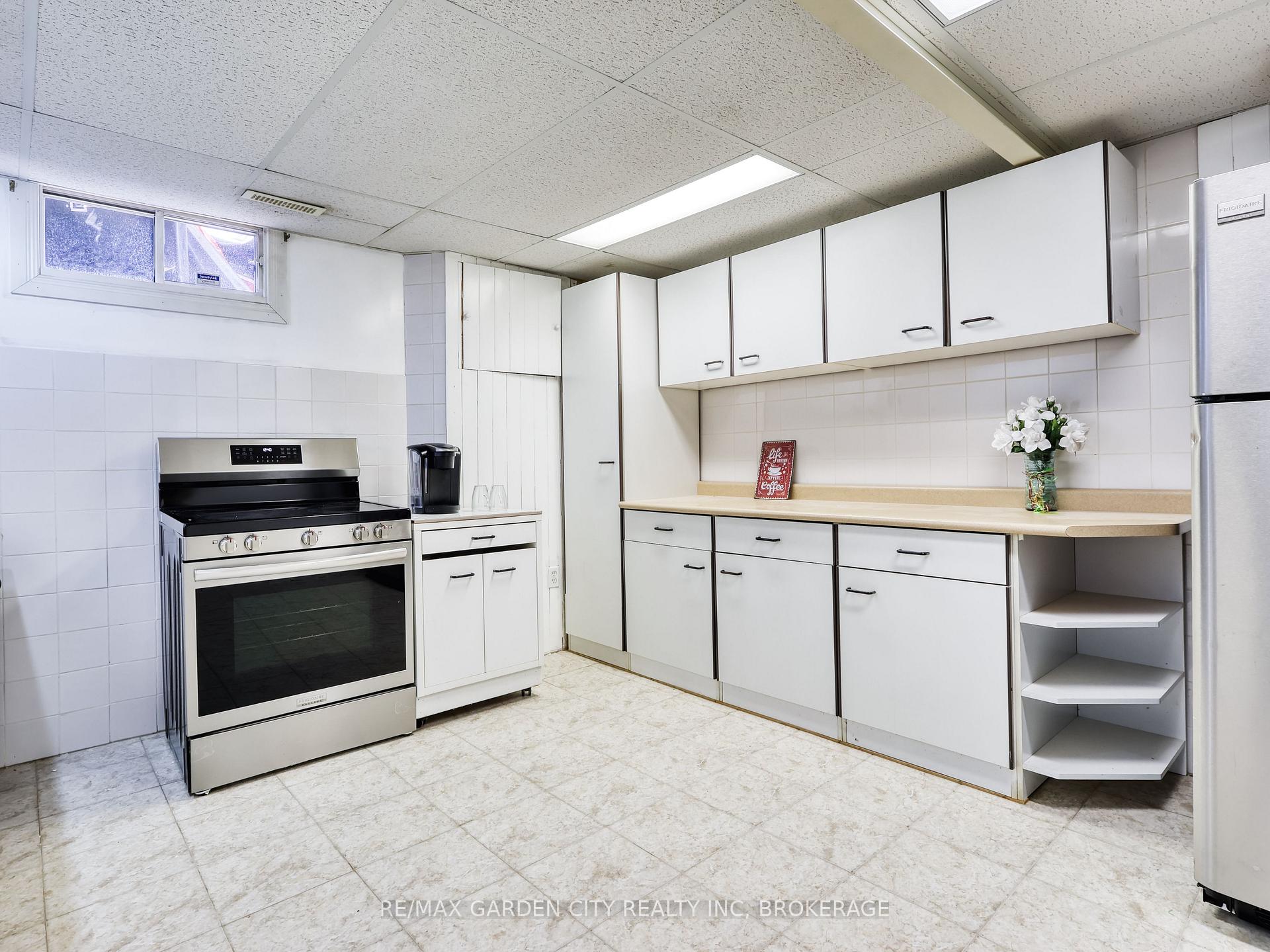 Photo 61 of Unit Lower, 38 Cypress Street, St. Catharines, Lakeport — HOMEH