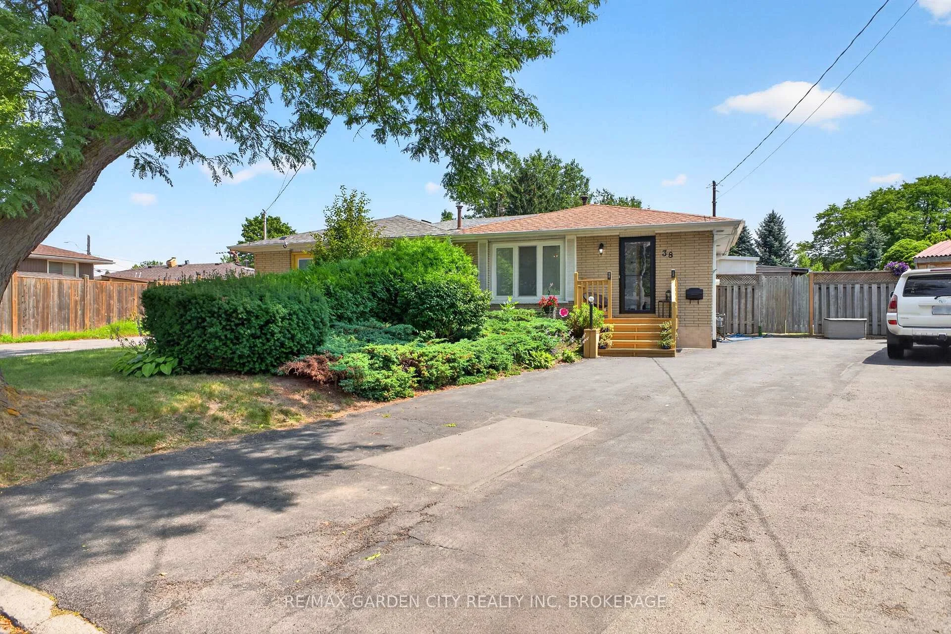 Photo 1 of Unit Lower, 38 Cypress Street, St. Catharines, Lakeport — HOMEH
