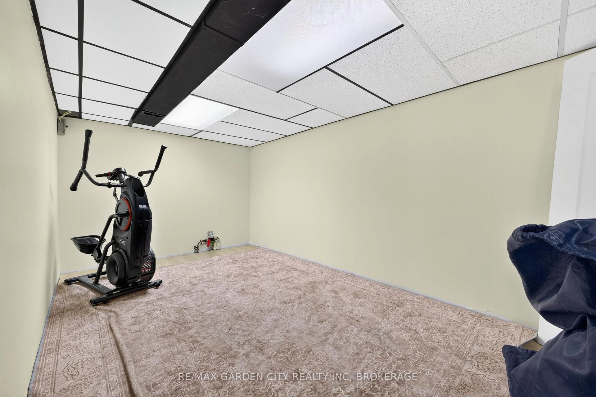 Photo 18 of Unit Lower, 38 Cypress Street, St. Catharines, Lakeport — HOMEH