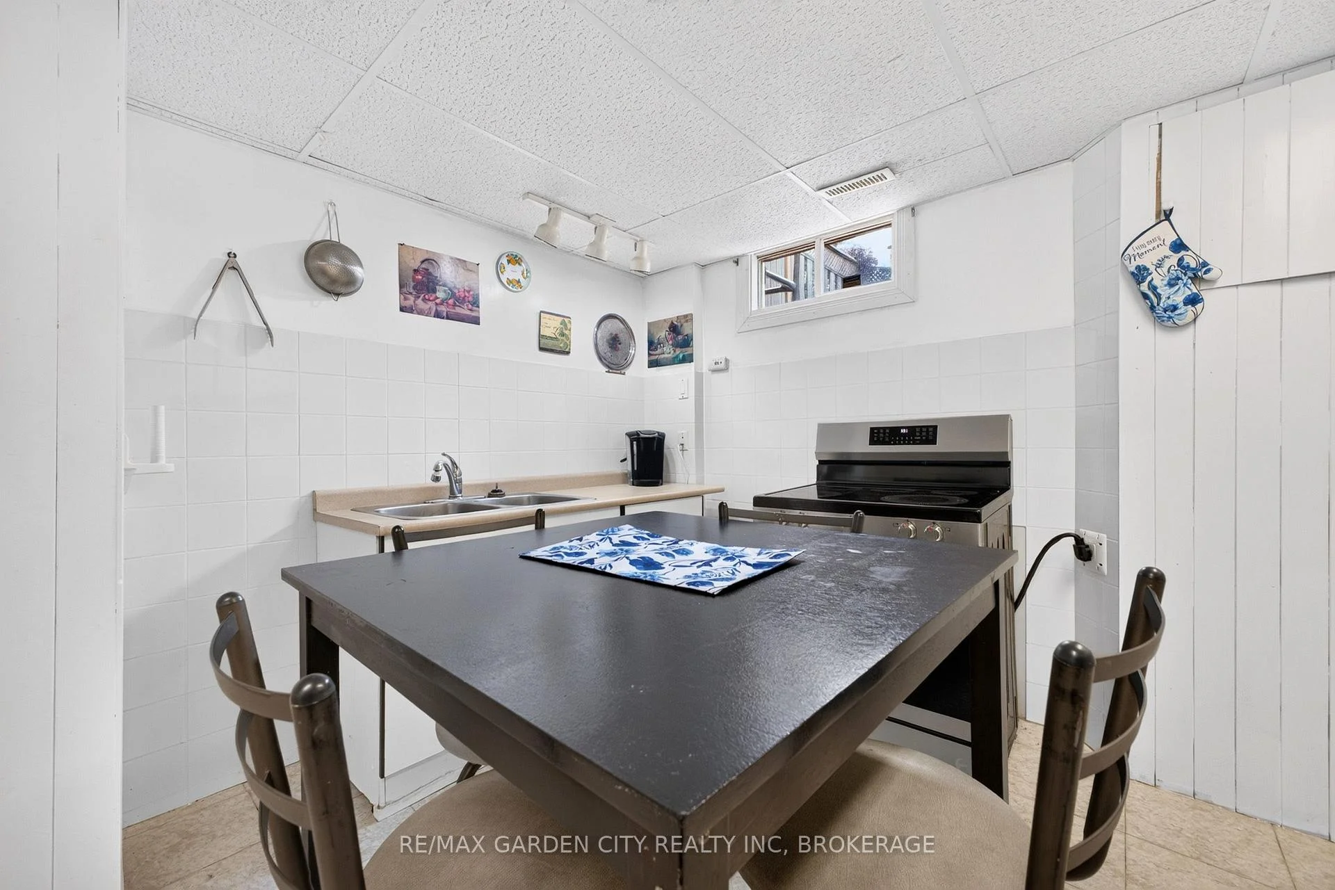Photo 22 of Unit Lower, 38 Cypress Street, St. Catharines, Lakeport — HOMEH