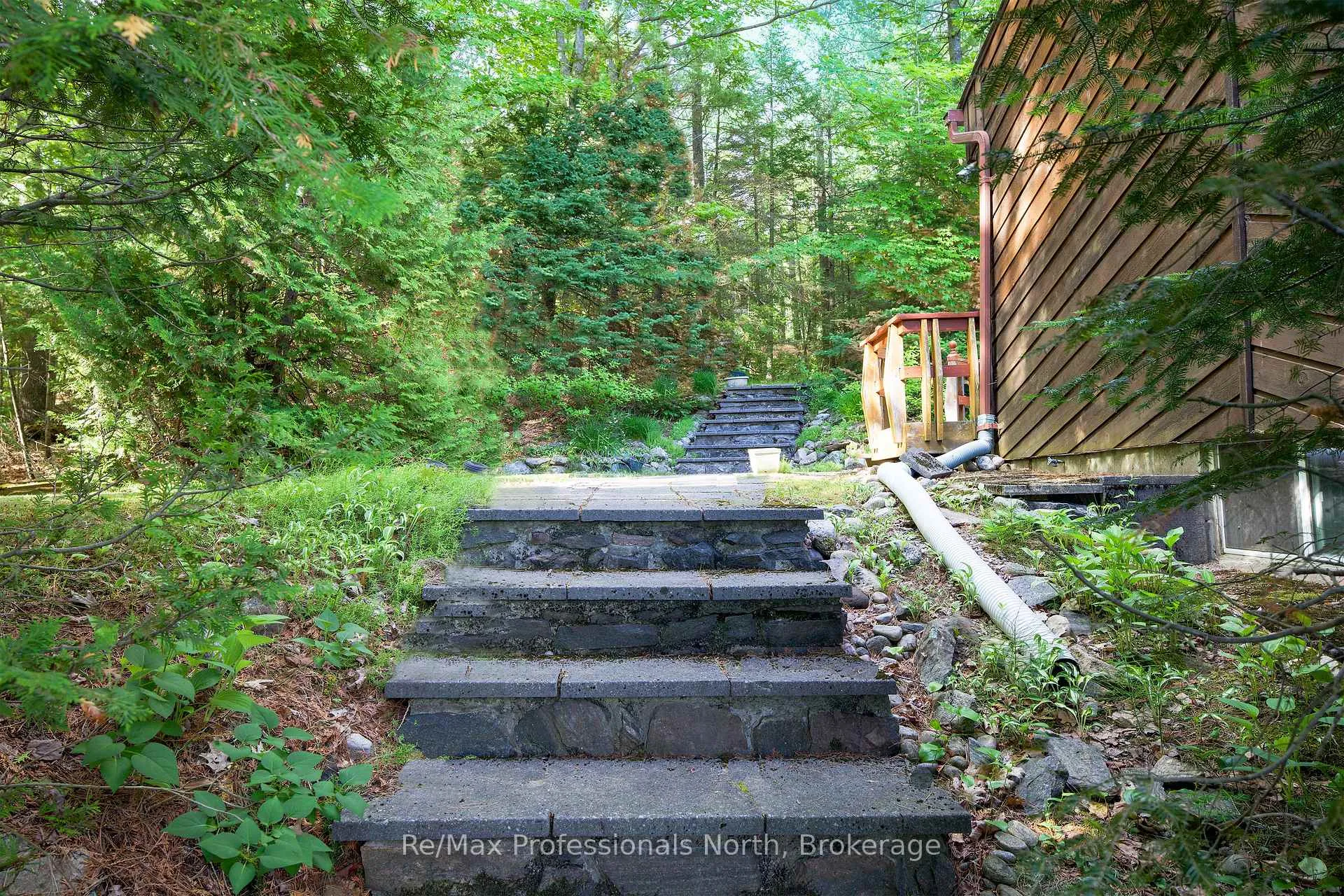 Photo 12 of 673 Peninsula Road W, Gravenhurst, Muskoka (S) — HOMEH