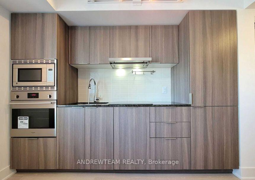 Photo 3 of Unit 2506, 955 Bay Street, Toronto, Bay Street Corridor — HOMEH