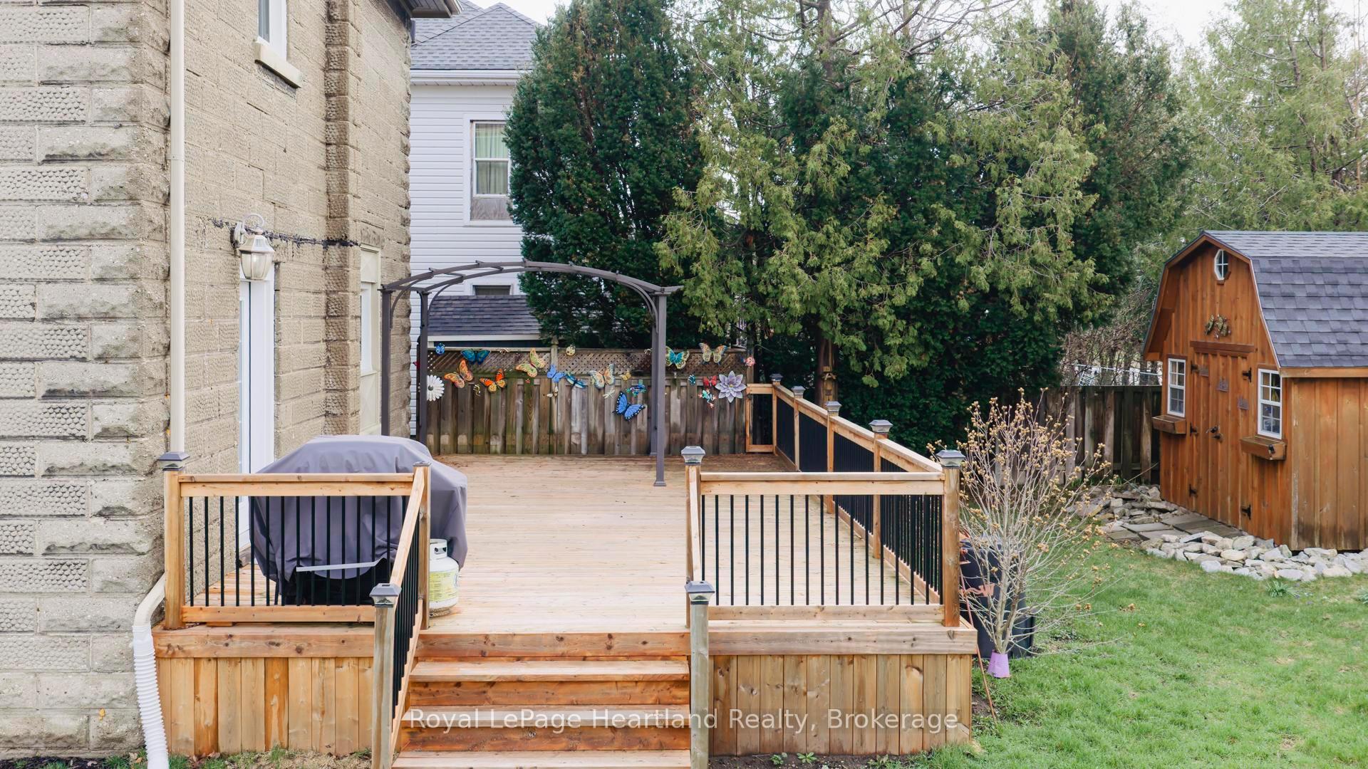 Photo 36 of 14 Elgin Avenue E, Goderich, Goderich (Town) — HOMEH