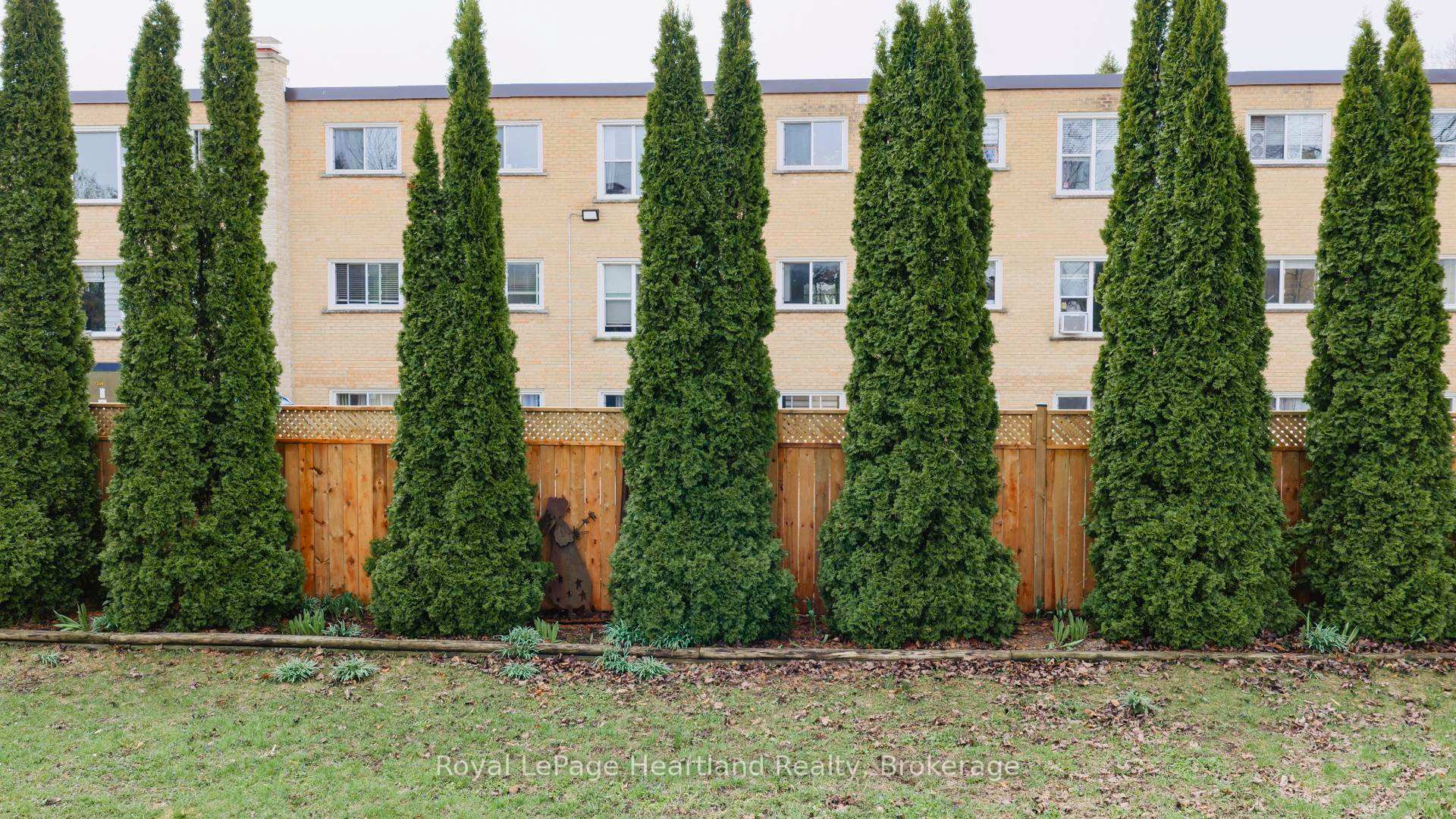 Photo 38 of 14 Elgin Avenue E, Goderich, Goderich (Town) — HOMEH