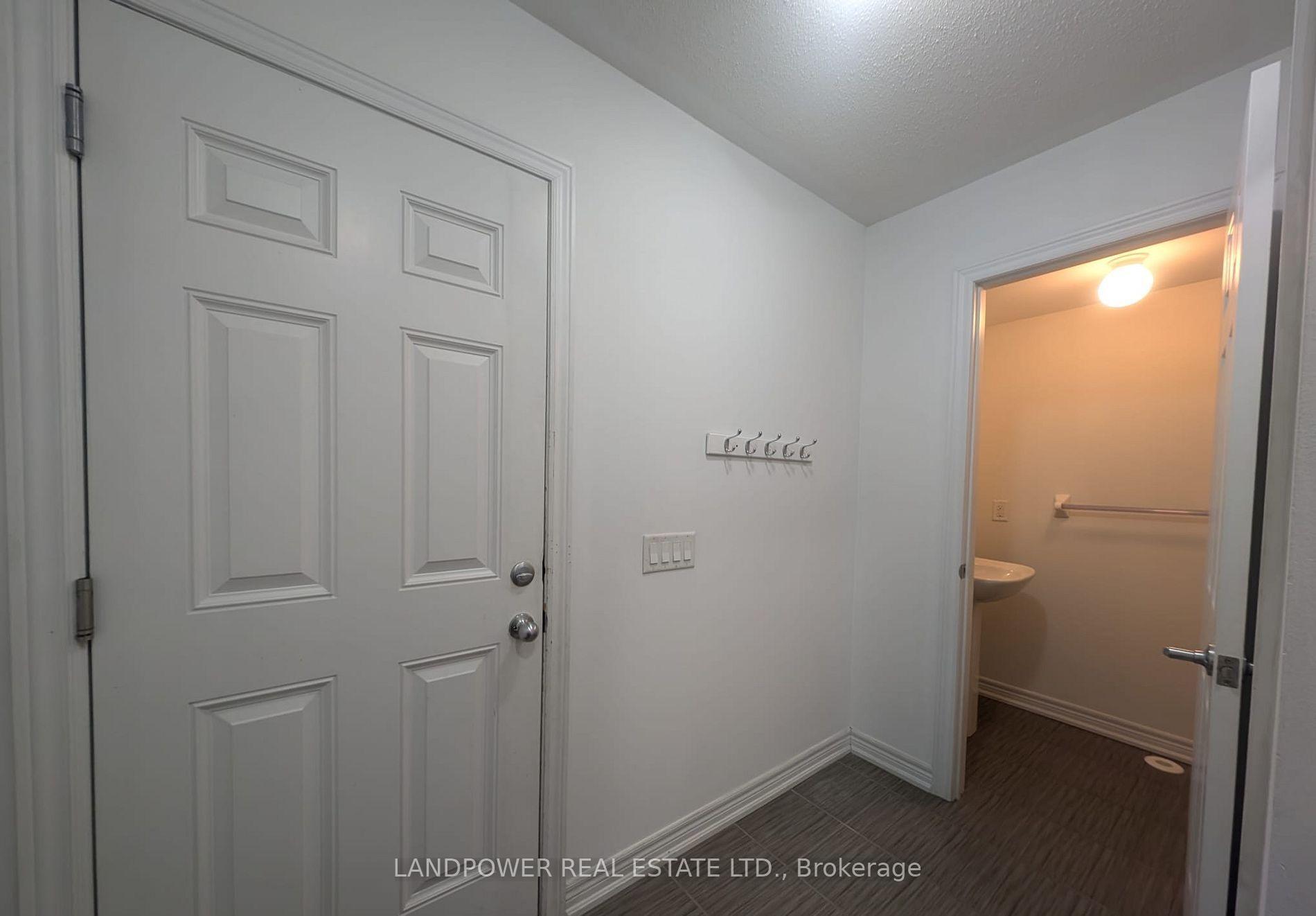 Photo 7 of 9872 Mccowan Road, Markham, Berczy — HOMEH