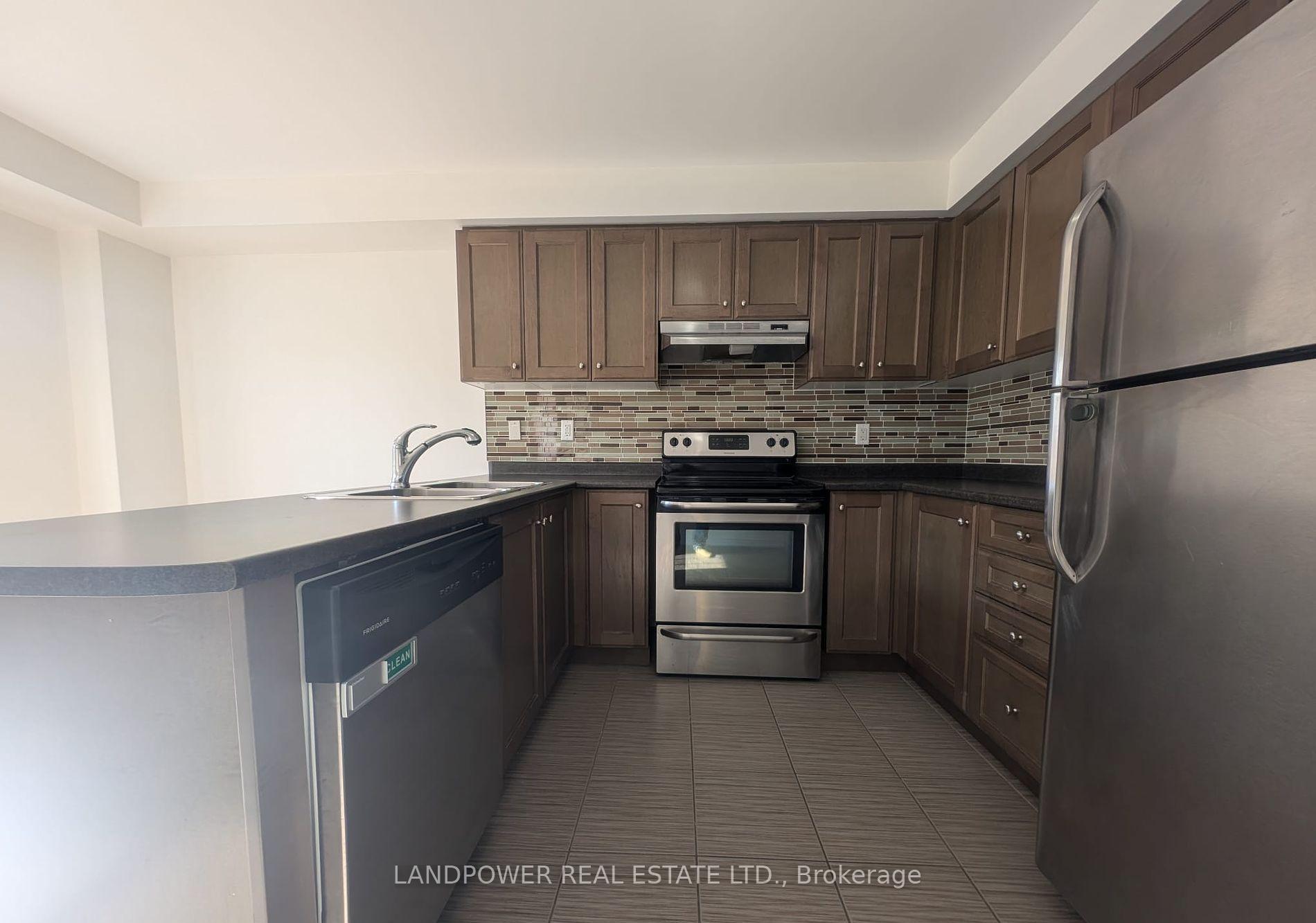 Photo 28 of 9872 Mccowan Road, Markham, Berczy — HOMEH