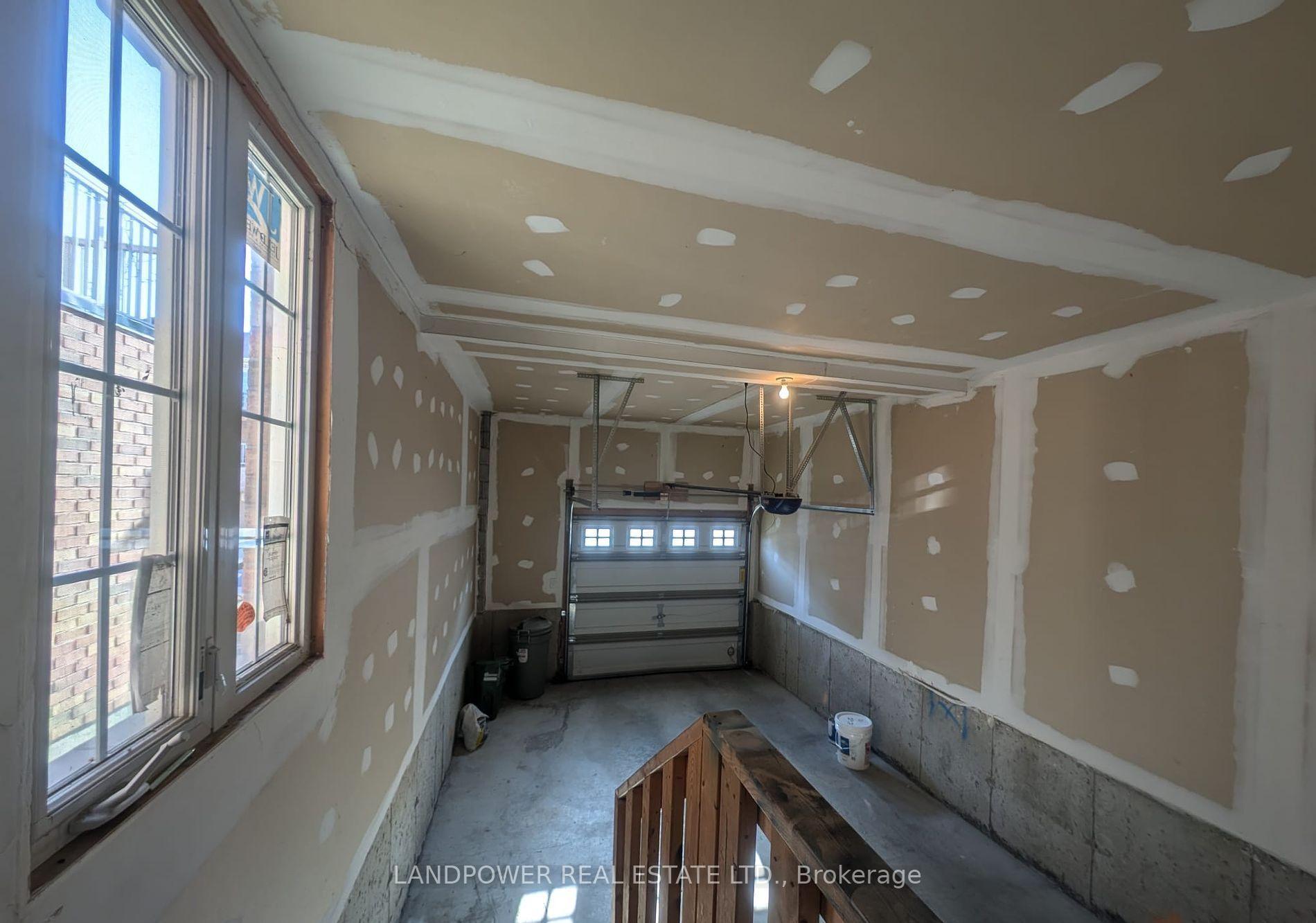 Photo 35 of 9872 Mccowan Road, Markham, Berczy — HOMEH